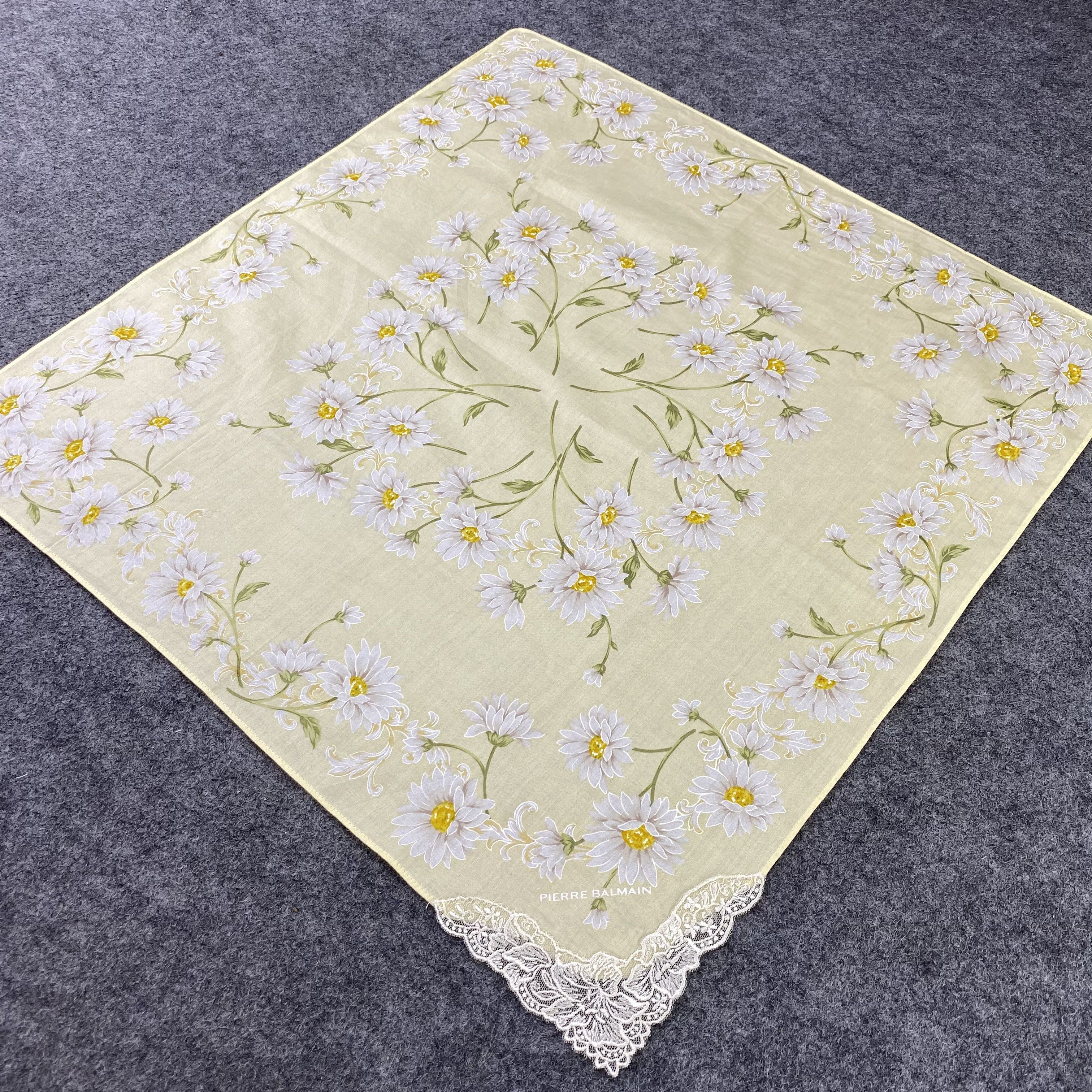 Pierre Balmain Pierre Balmain Handkerchief / Bandana / Neckerchief-B471 Size ONE SIZE - 4 Thumbnail