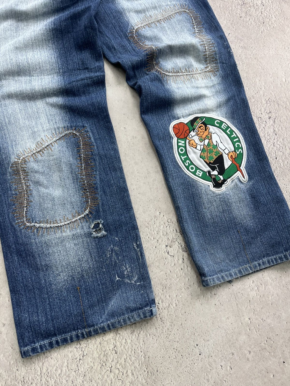 If Six Was Nine × Japanese Brand × NBA NBA CELTICS WORK CARPENTER Distressed Baggy Y2K RAP PANTS Size US 32 / EU 48 - 12 Thumbnail