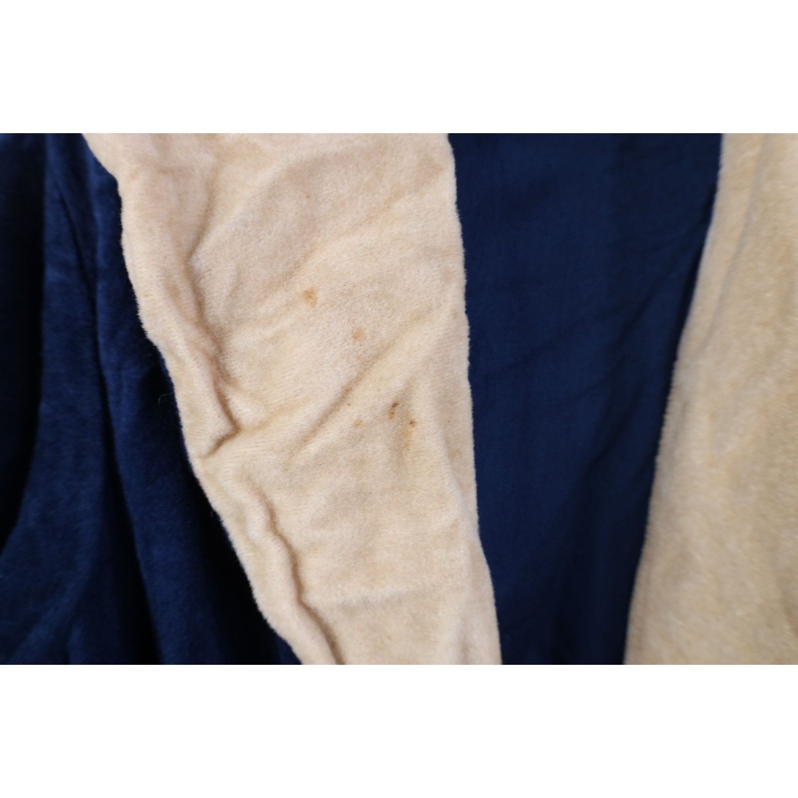 Vintage Vintage 60s Streetwear Distressed Belted Velour Bath Robe Size US L / EU 52-54 / 3 - 5 Thumbnail