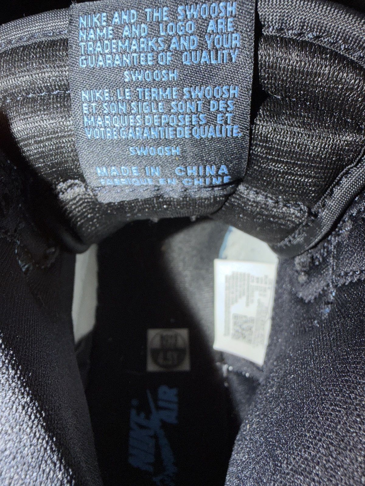 Jordan Brand Air Jordan 1 Retro High OG UNC Toe (GS) Size 4.5Y Size US 6 / IT 36 - 9 Thumbnail