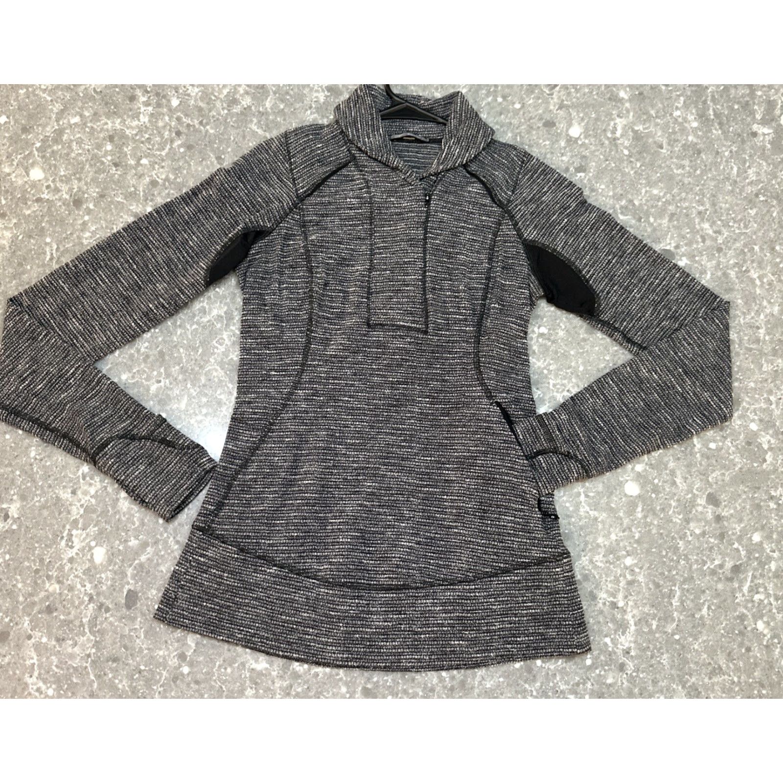 Lululemon Lululemon Think Fast Women’s 1/4 Zip Pullover Shirt Adult Size 4 Black Heathered Pocket Quilt Zip Pullover Women Think Fast Size S / US 4 / IT 40 - 2 Thumbnail