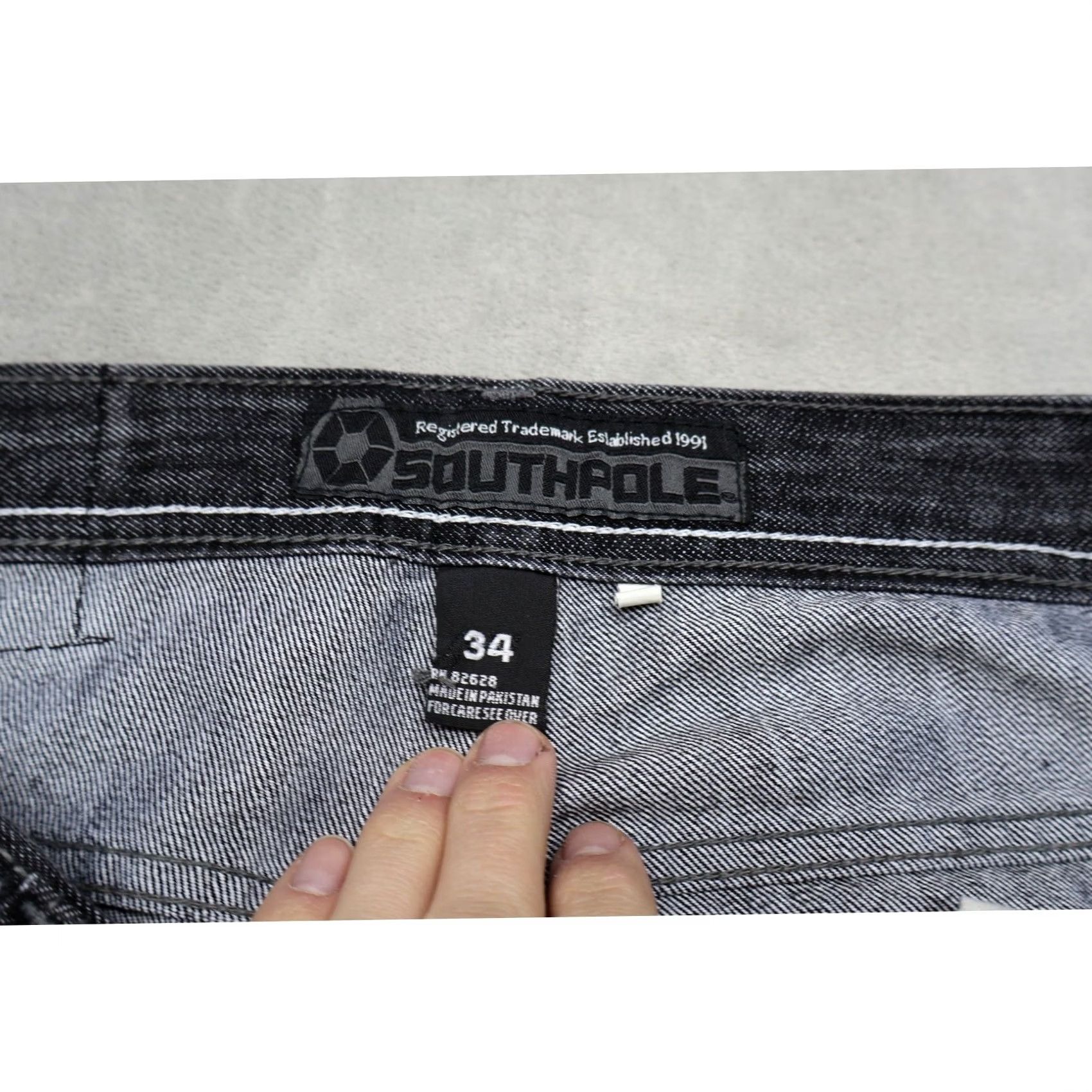Southpole VINTAGE Southpole Jeans Mens 34x34 Black Denim Relaxed Straight 5-Pocket Hip Hop Streetwear Boys/Girls Size US 34 / EU 50 - 7 Thumbnail
