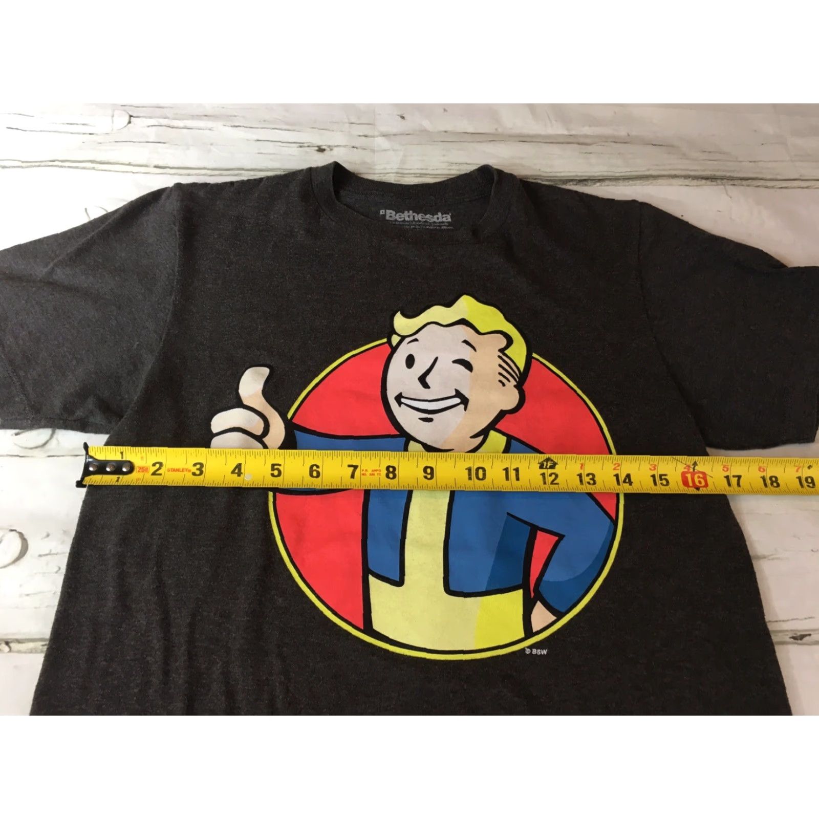Vintage Bethesda Fall Out Vault Boy T-Shirt Sz S - EUC Mens Gray Short Sleeve Graphic Tee Xbox Playstation PC Shirt Size US S / EU 44-46 / 1 - 4 Thumbnail