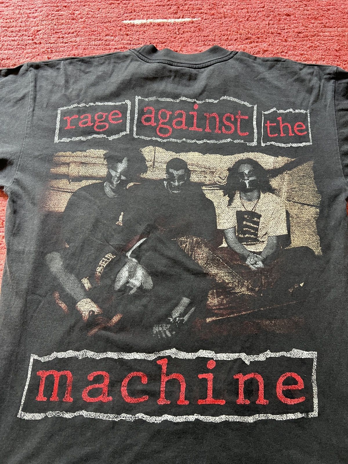Band Tees Rage Against The Machine Faded Black tshirr rare Size US XL / EU 56 / 4 - 2 Thumbnail