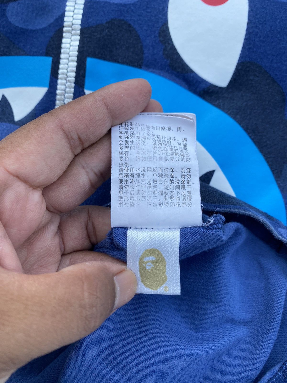 Bape Rare BAPE Shark Camo Blue Tshirt Size US M / EU 48-50 / 2 - 12 Thumbnail