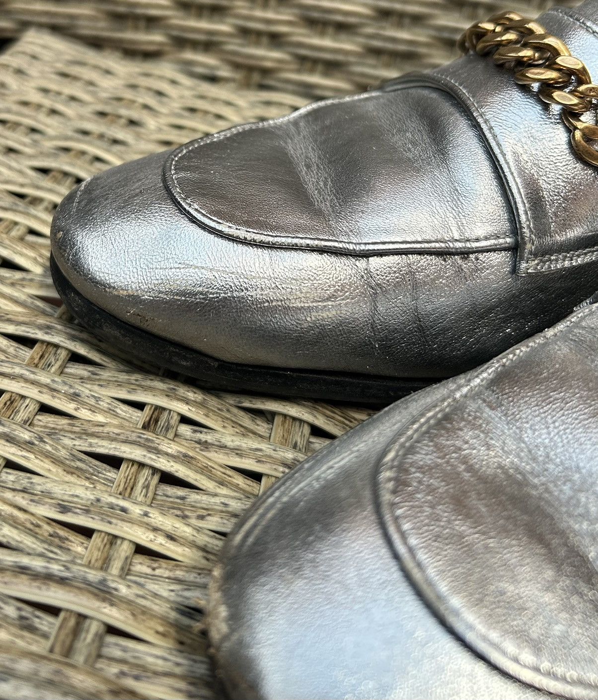 Tom Ford × Vintage Vintage Tom Ford Silver Leather Chain Loafer Flats MUCH WORN Size US 9 / IT 39 - 13 Thumbnail