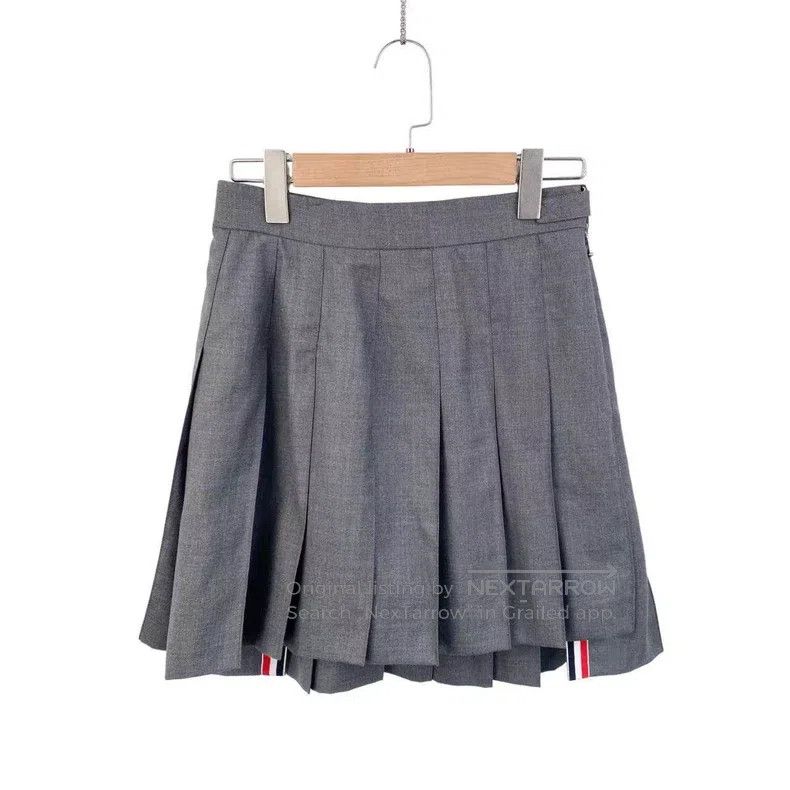 Thom Browne Thom Browne Classic striped pleated skirt Size 27" / US 4 / IT 40 - 1 Thumbnail