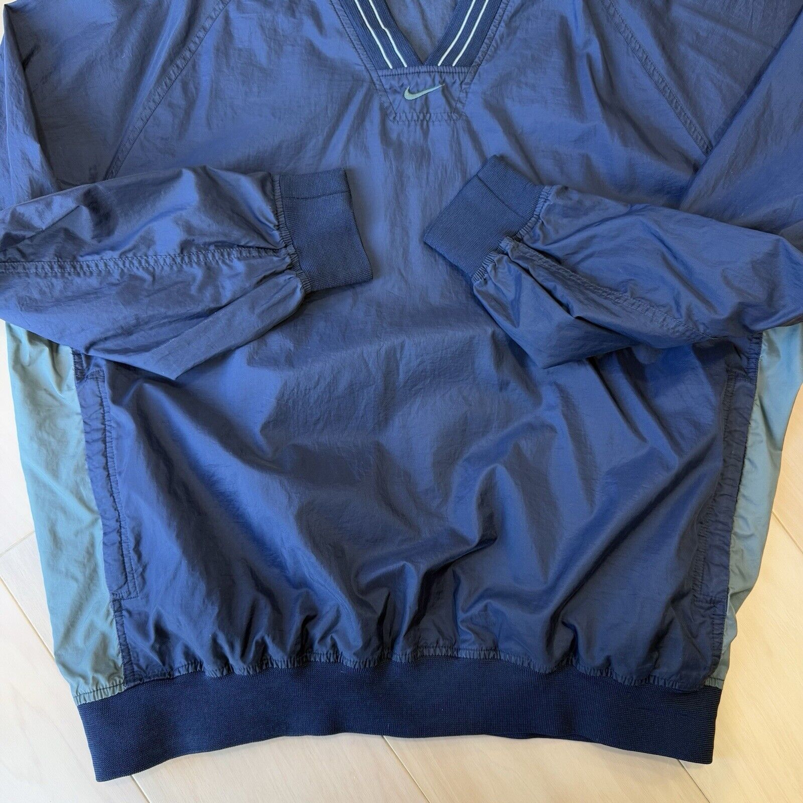 Nike × Vintage Vintage Nike Center Swoosh Sweatshirt XL Navy 90s Nylon Size US XL / EU 56 / 4 - 5 Thumbnail