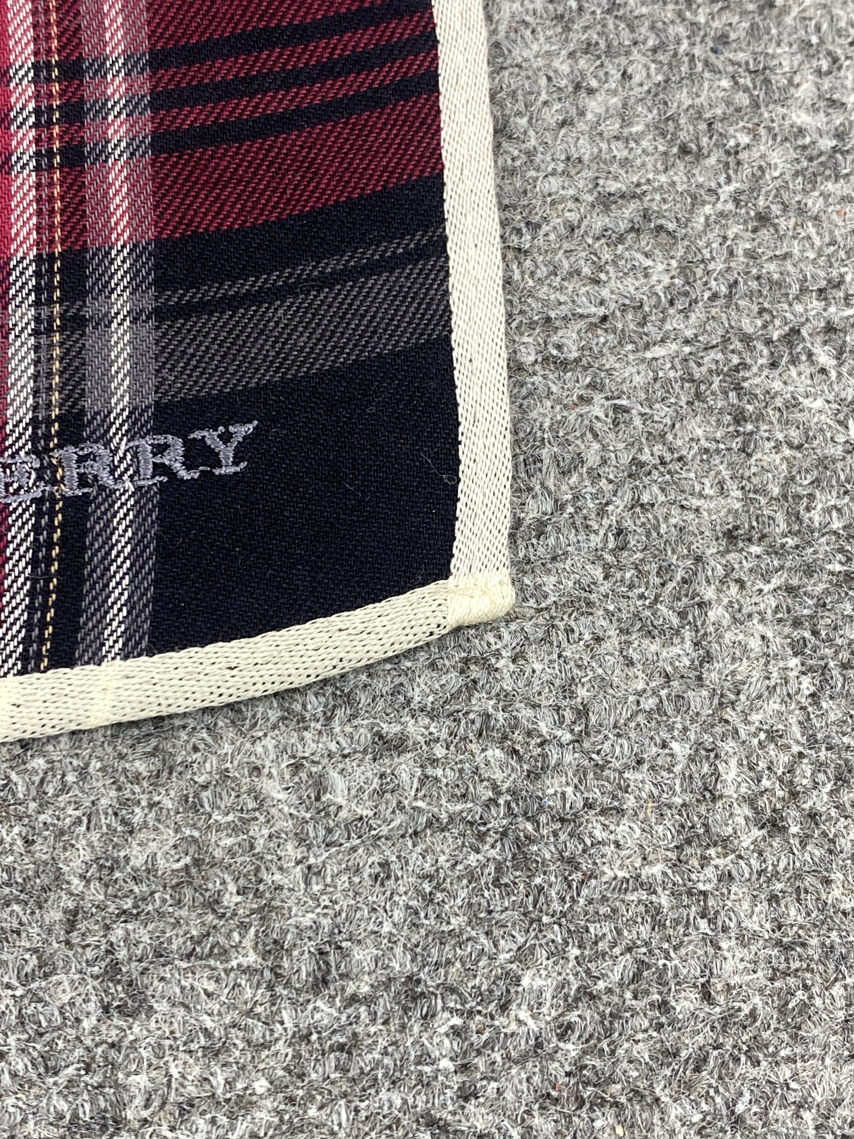 Burberry Vintage Burberry Handkerchief / Neckerchief KT0304 Size ONE SIZE - 6 Thumbnail