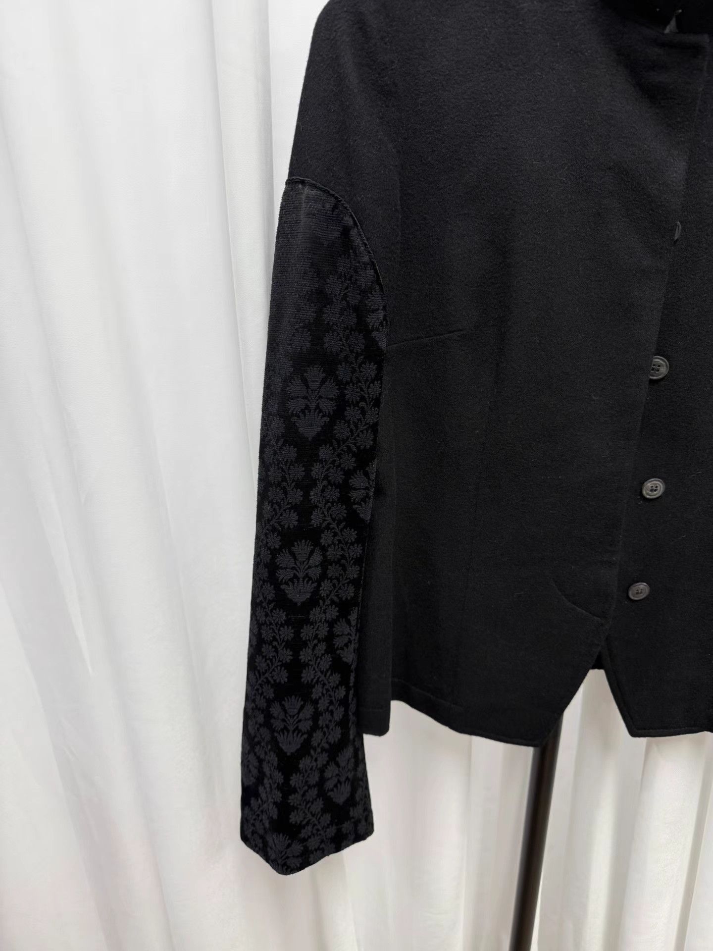 Dries Van Noten Dries Van Noten Jacquard Paneled Court Jacket K20 Size XS / US 0-2 / IT 36-38 - 3 Thumbnail