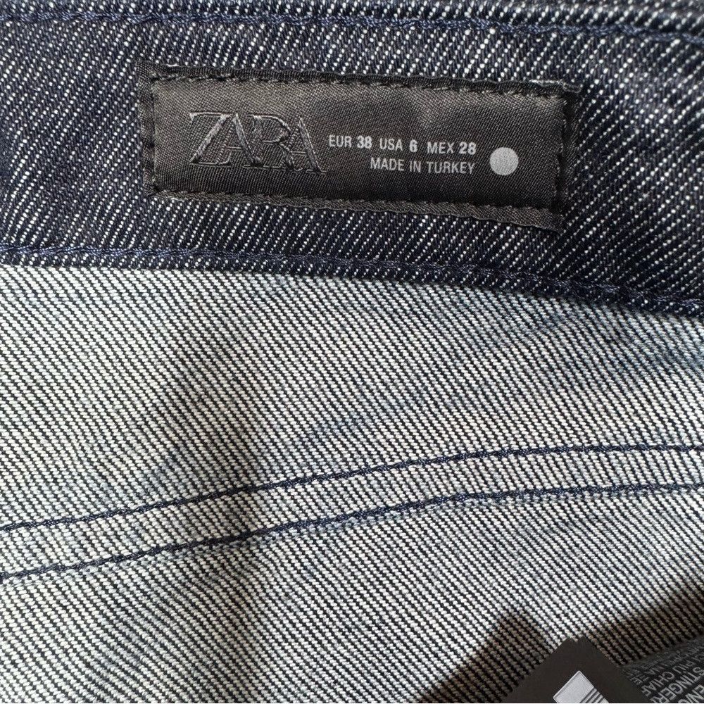 Zara NWT New Zara MID-WAIST SIDE STRIPE JEANS Size 6 Size 28" / US 6 / IT 42 - 6 Thumbnail