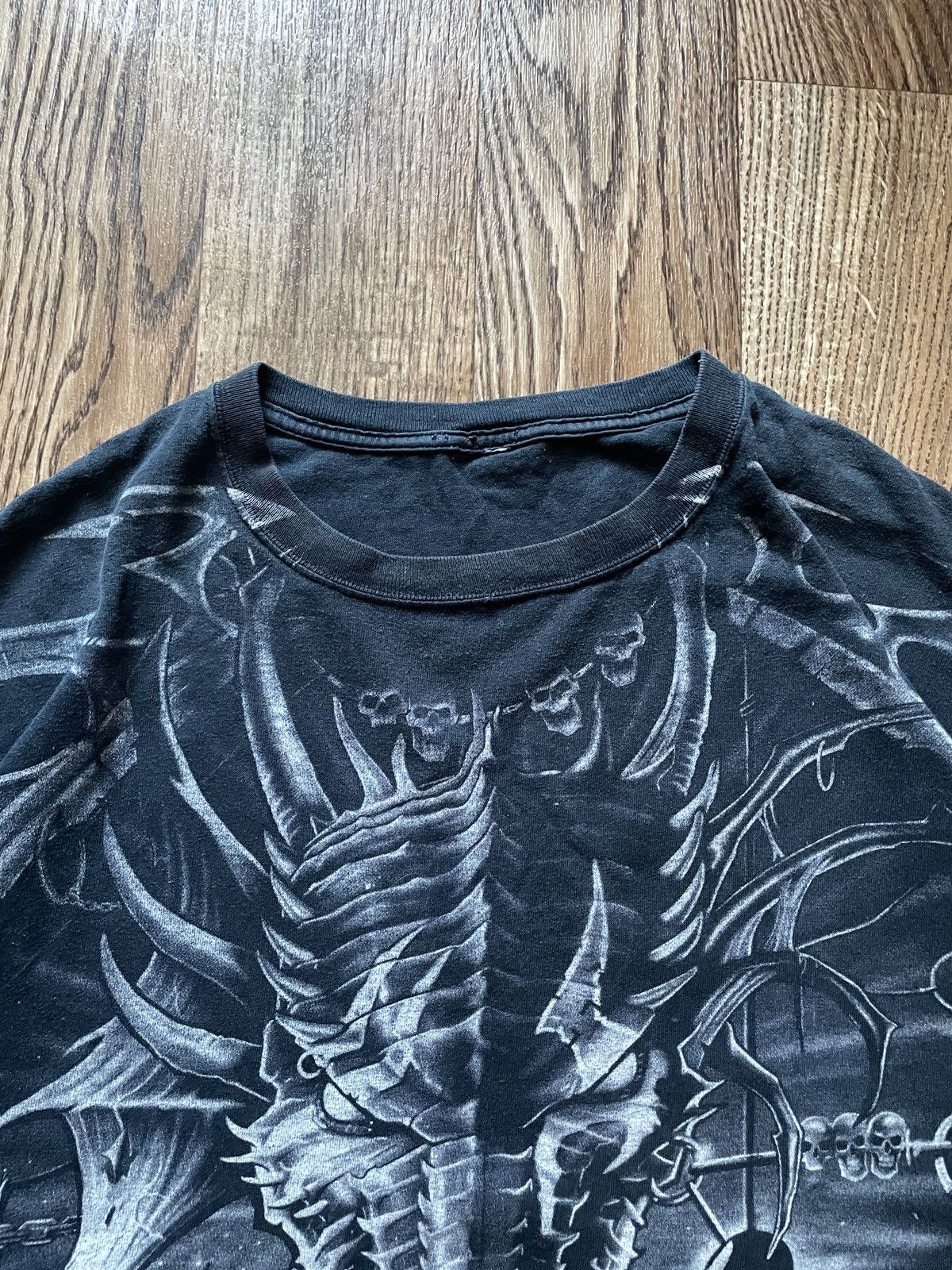 Liquid Blue Mens Vintage Liquid Blue T Shirt overprint skeleton skulls Size US XXL / EU 58 / 5 - 3 Thumbnail