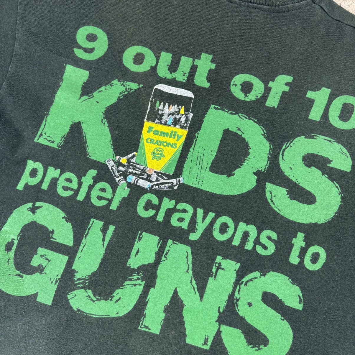 Band Tees Vintage 1992 Pearl Jam "Choices crayons over guns" T-shirt Size US L / EU 52-54 / 3 - 11 Thumbnail