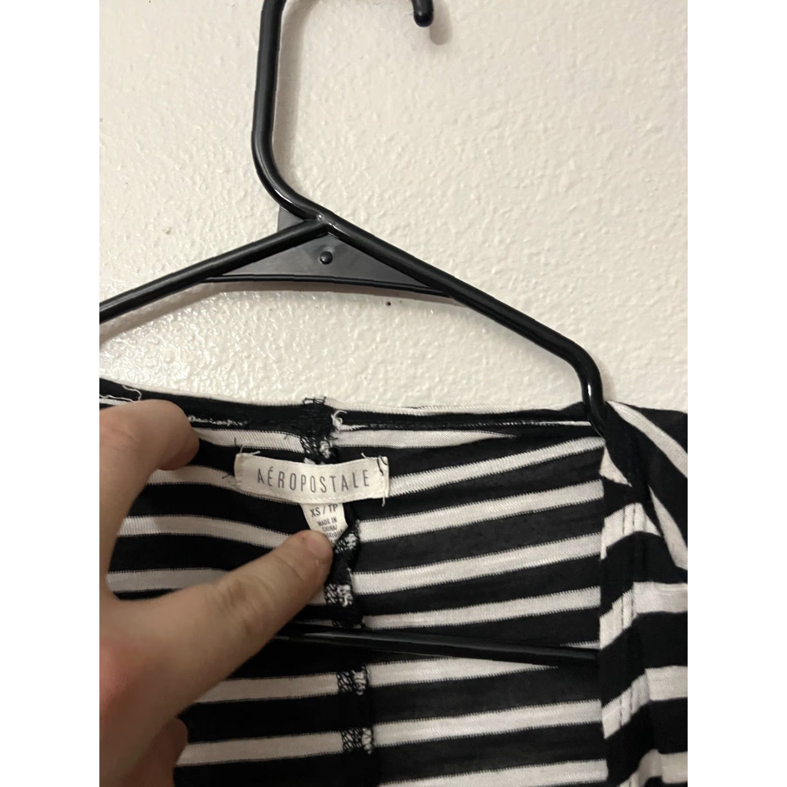 Aeropostale VINTAGE Aeropostale Women's Cardigan Bohemian Long Sleeve XS Black White Striped Cotton Sweater Department Women Size XS / US 0-2 / IT 36-38 - 3 Thumbnail