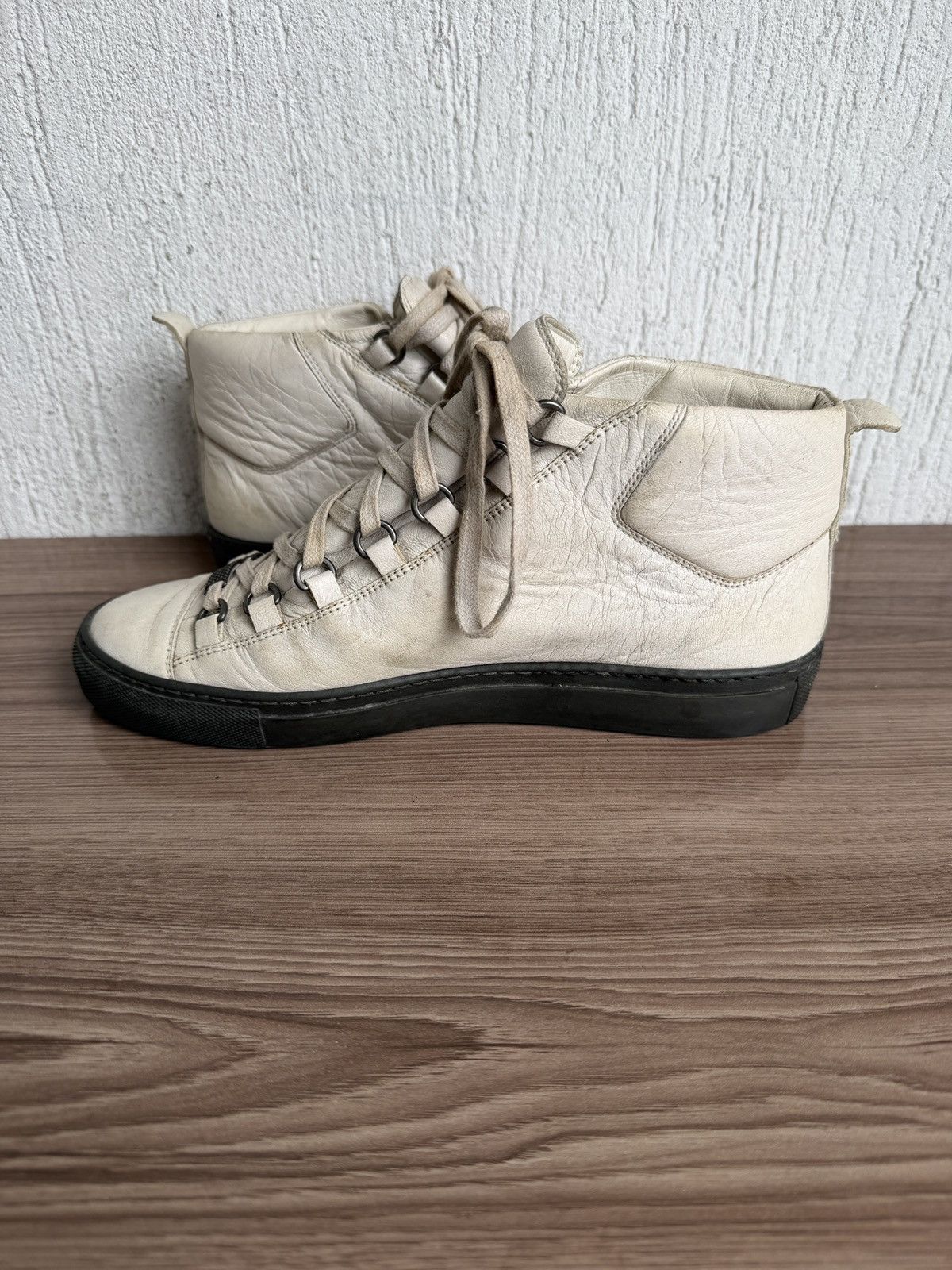 Balenciaga vintage Arena leather trainer Size US 8 / EU 41 - 14 Thumbnail