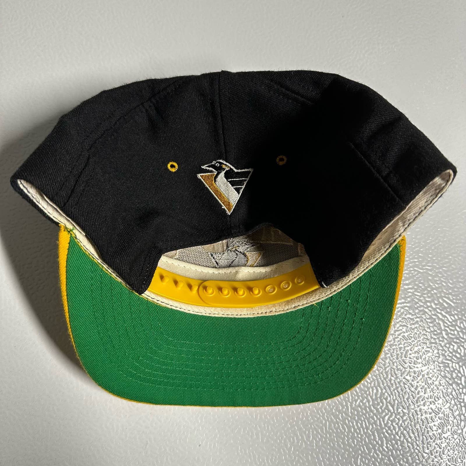 Vintage Pittsburgh Penguins Snapback Hat Nutmeg Cap Black NHL Hockey 2024 [M2em]