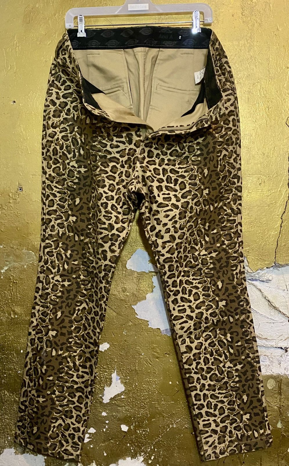 Dickies Dickies X And A cheetah print Japanese denim Size US 44 / EU 60 - 3 Thumbnail