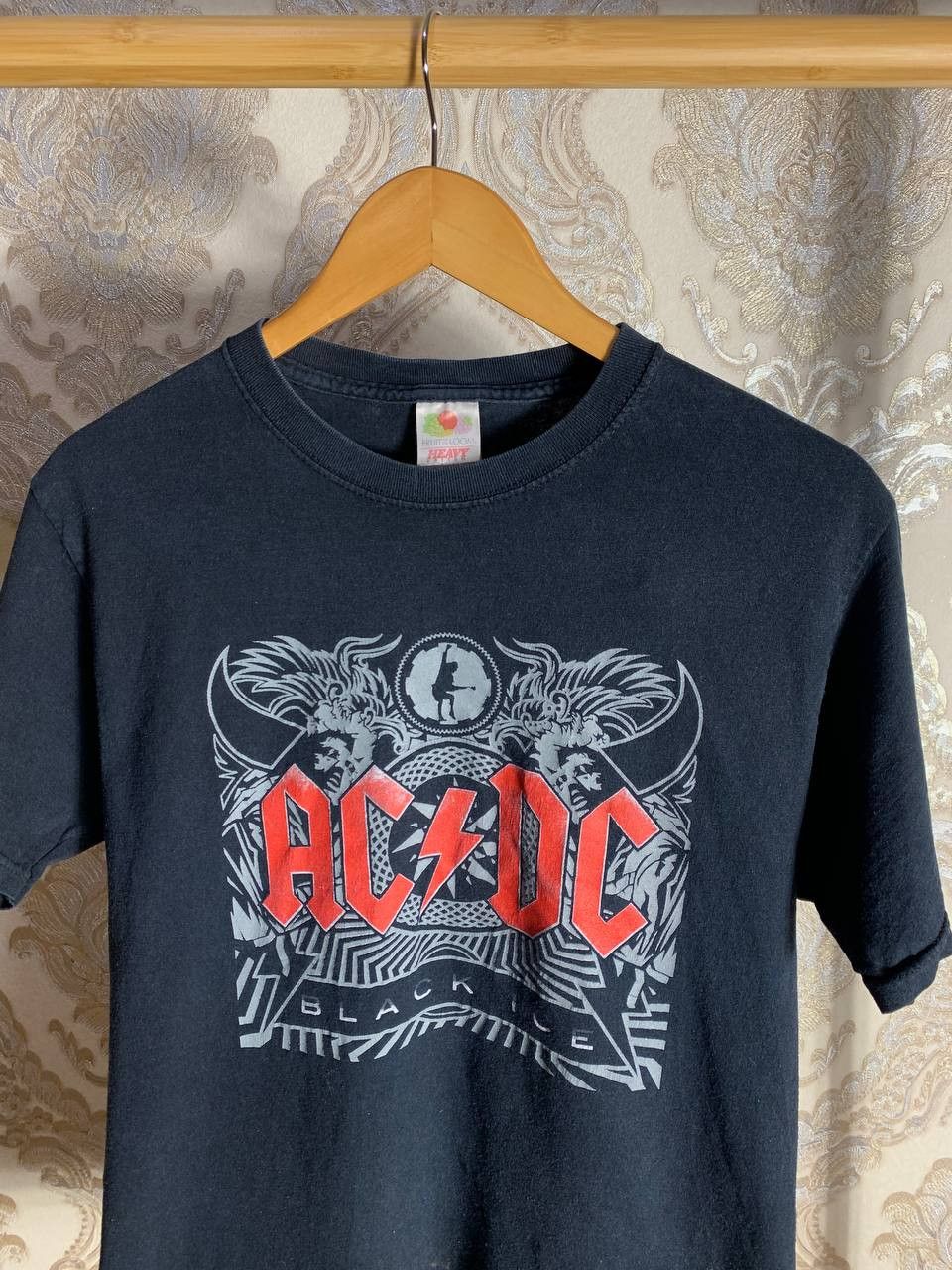 Band Tees Vintage AC/DC World Tour Rock T-shirt Metal Punk Y2K 90s Size US M / EU 48-50 / 2 - 2 Thumbnail
