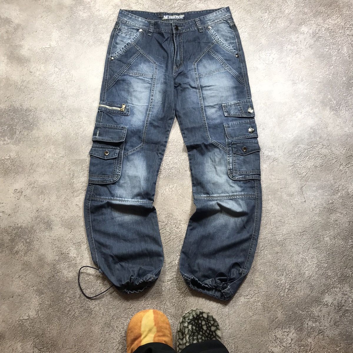 Vintage Y2K Baggy Distressed Cargo Pants Thrashed Skate Logo 36 Size US 36 / EU 52 - 3 Thumbnail