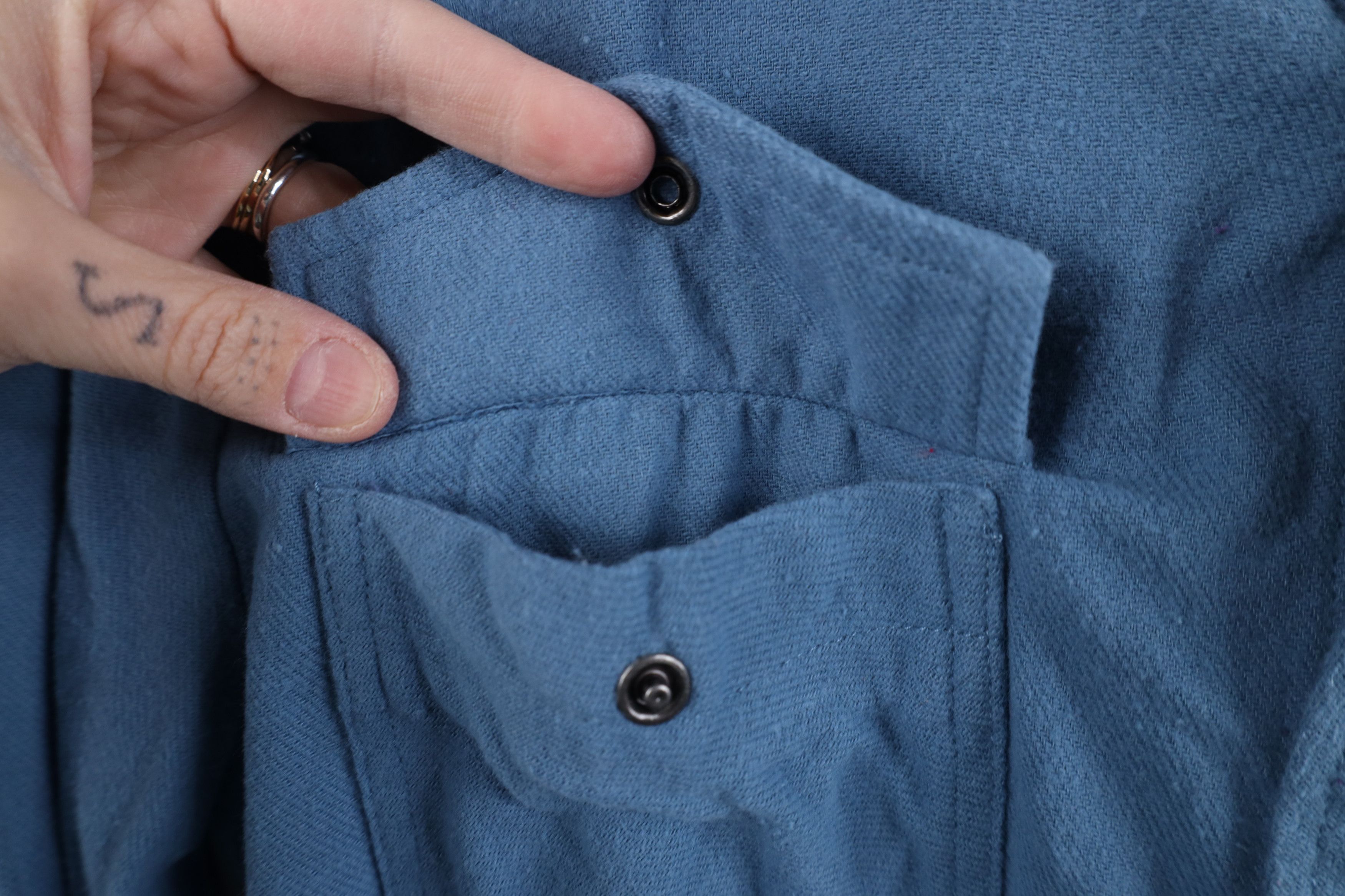 Vintage Vintage 90s Streetwear Twill Snap Button Collared Shirt Size US M / EU 48-50 / 2 - 5 Thumbnail