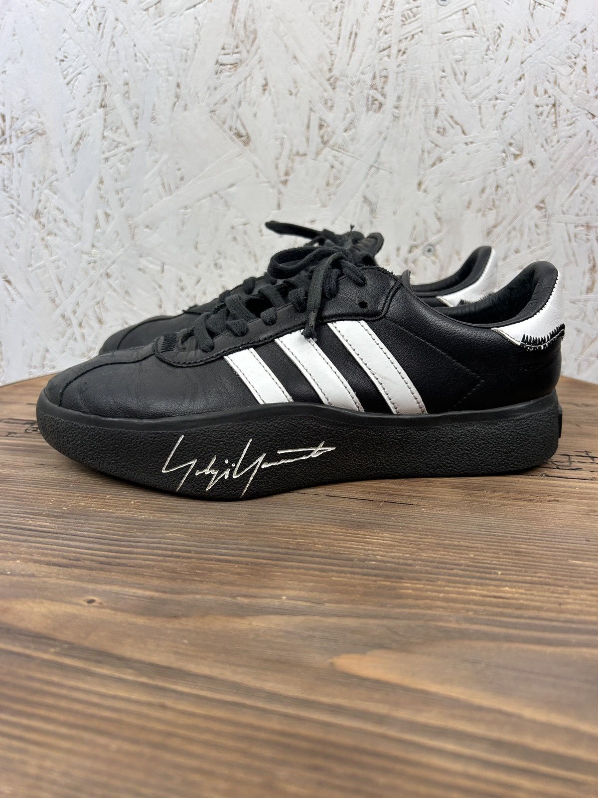 Adidas Adidas Y-3 Tangutsu Football Black White Low Top Sneakers Size US 5.5 / EU 38 - 1 Thumbnail