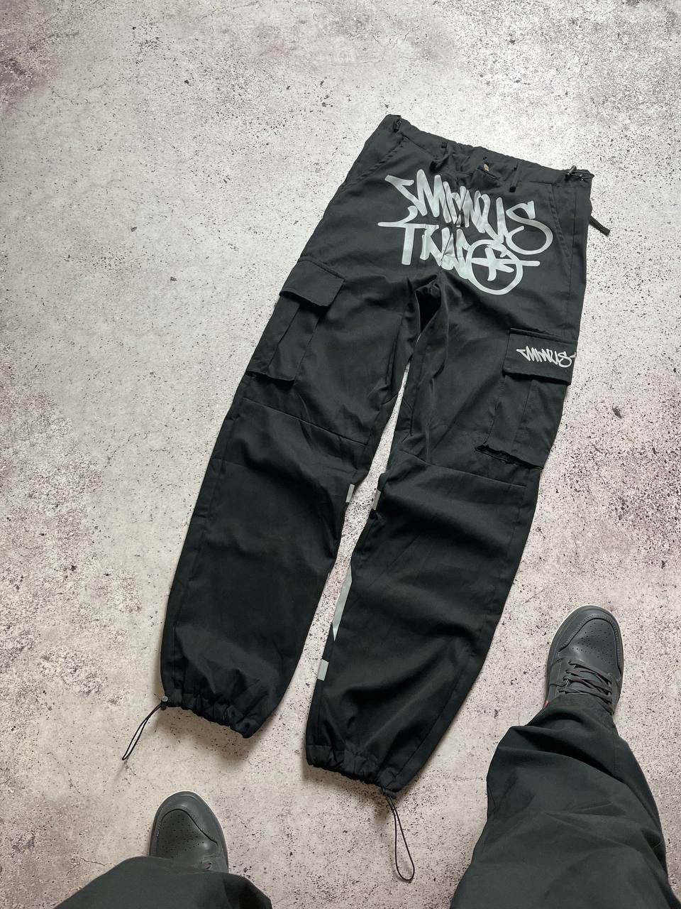 Japanese Brand Minus Two Cargo Pants Y2K Parachutes BBC Style Size US 32 / EU 48 - 1 Thumbnail