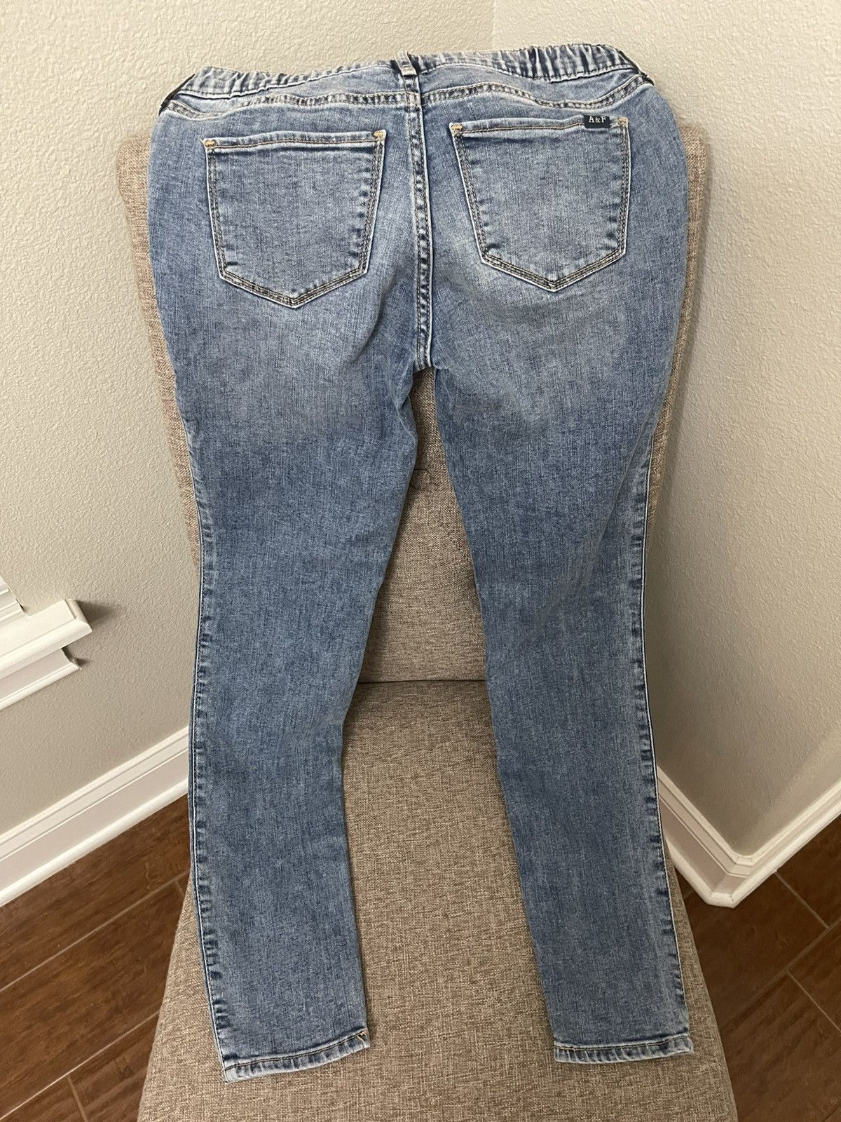 Abercrombie & Fitch Abercrombie kids pull on low rise jeggings size 13/14 Size 22" - 2 Thumbnail