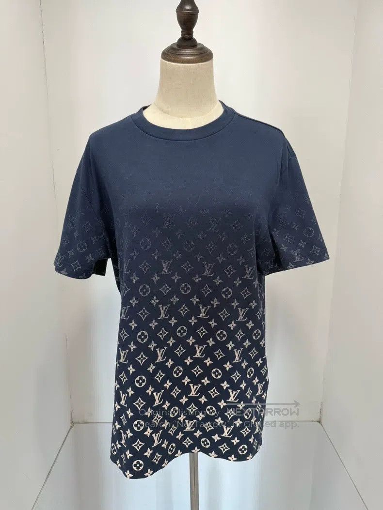 Louis Vuitton Louis Vuitton Gradient full-printed logo short sleeve Size US M / EU 48-50 / 2 - 1 Thumbnail