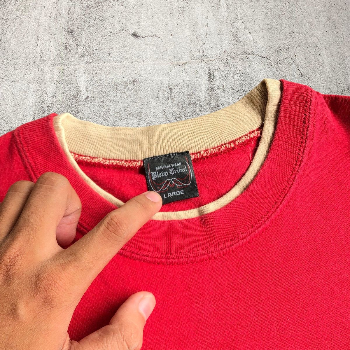 Japanese Brand 2000s Blebo Tribal Poem Grunge Punk Style T-shirt Red Grunge Size US M / EU 48-50 / 2 - 8 Thumbnail