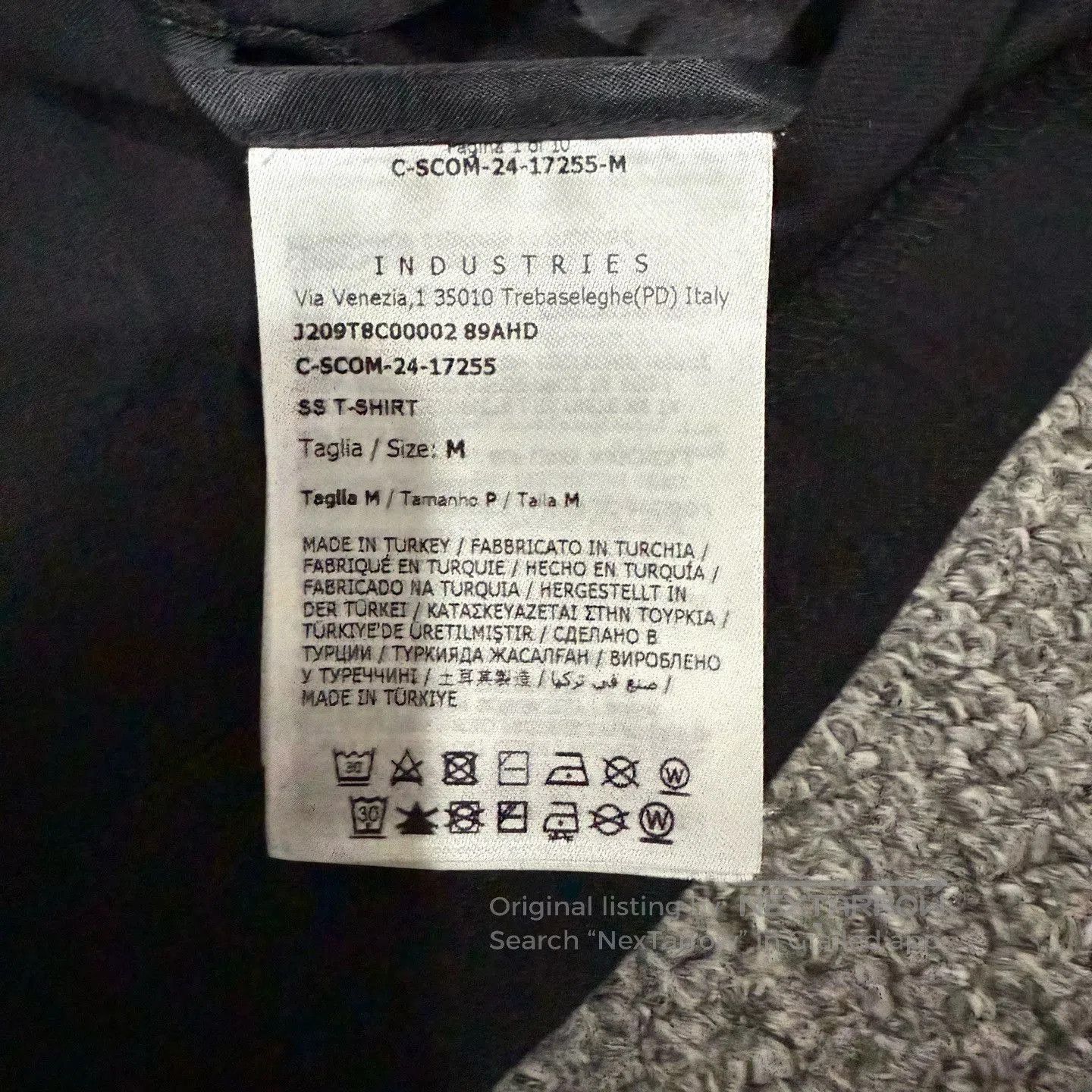 Moncler Moncler Black Slogan Logo Short-Sleeve Shirt. Size US M / EU 48-50 / 2 - 4 Thumbnail