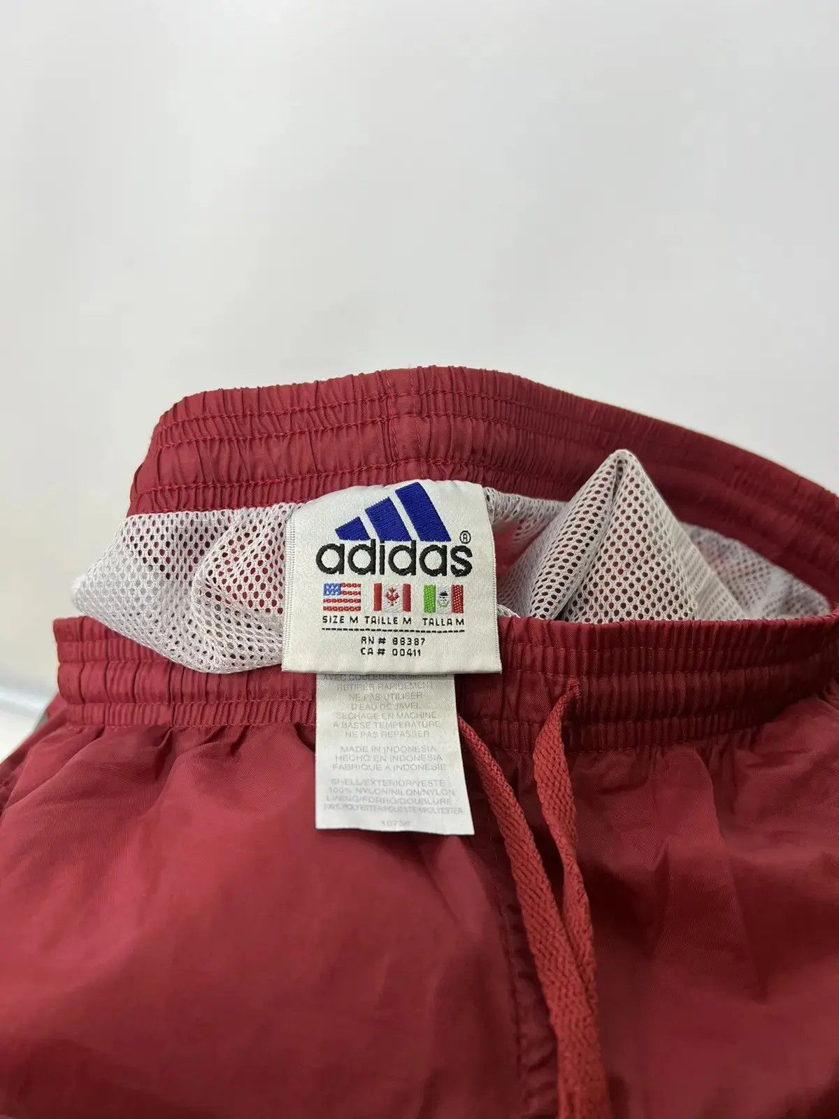 Adidas × Vintage Vintage Adidas shorts Size US 31 - 3 Thumbnail