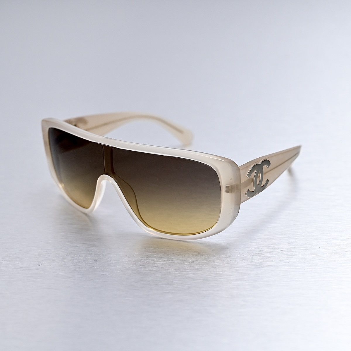 Chanel CHANEL 0CH5495 SUNGLASSES Size ONE SIZE - 1 Thumbnail