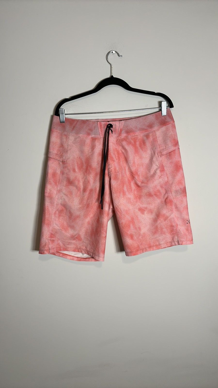 Lululemon Lululemon Current State Board Shorts Size US 33 - 1 Thumbnail