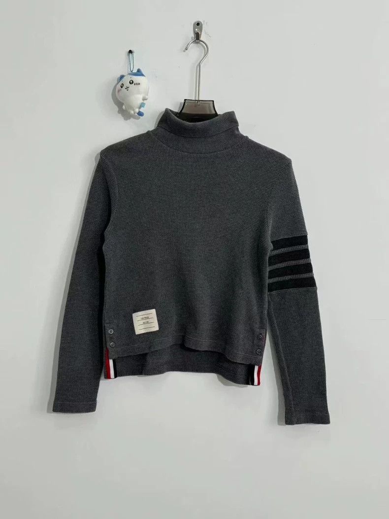 Thom Browne Thom Browne Black waffled high-necked sweatshirt 2503-Nexta Size US XXS / EU 40 - 1 Thumbnail