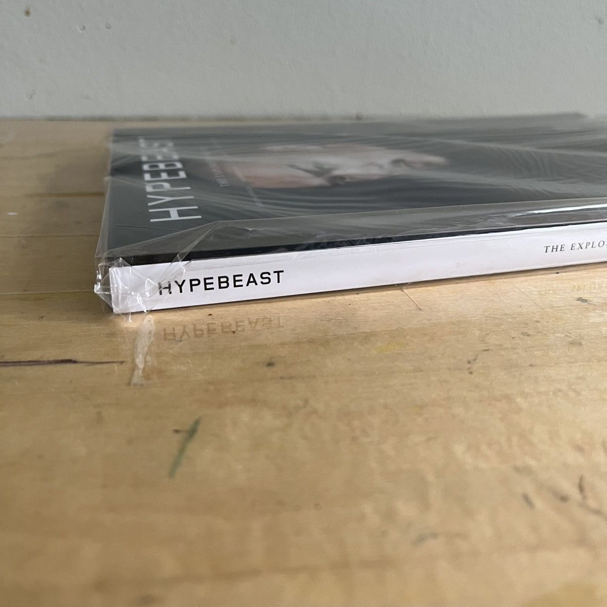 Hypebeast Issue 9: The Exploration Issue Size ONE SIZE - 3 Thumbnail