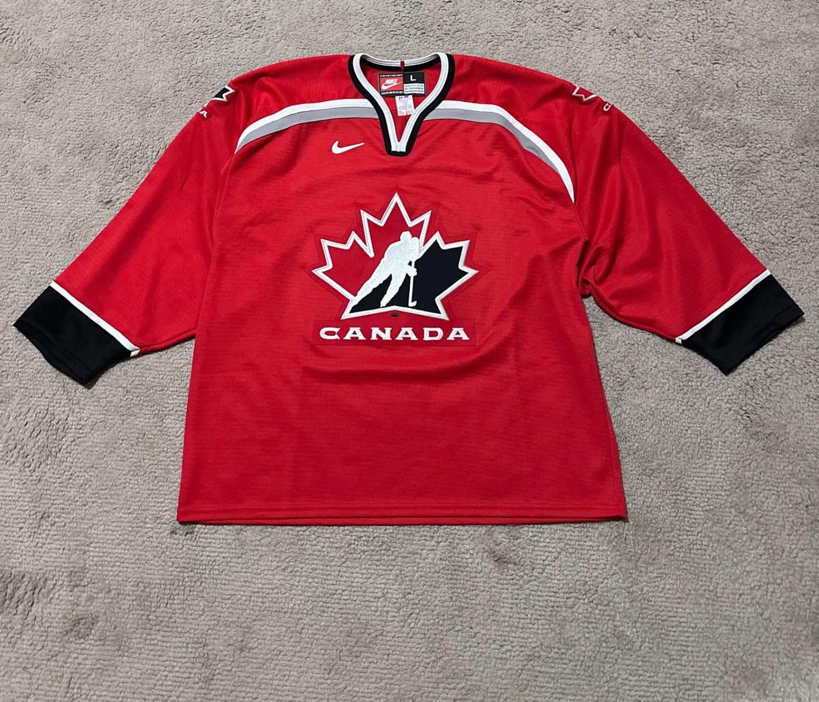 Vintage Nike Team Canada Olympic Sewn Red Hockey Jersey