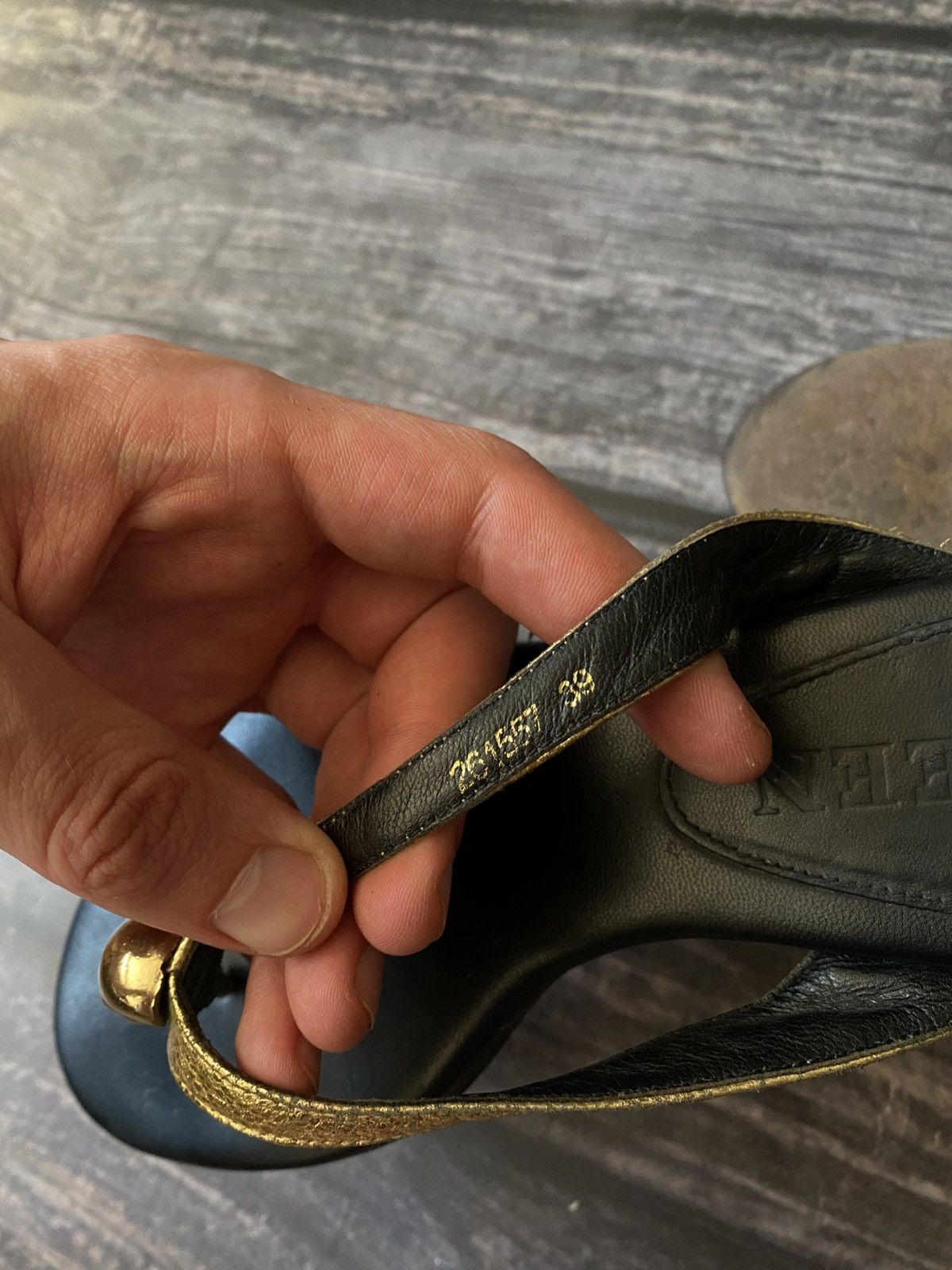 Alexander McQueen Golden Skull Leather Sandals Size US 9 / IT 39 - 8 Thumbnail