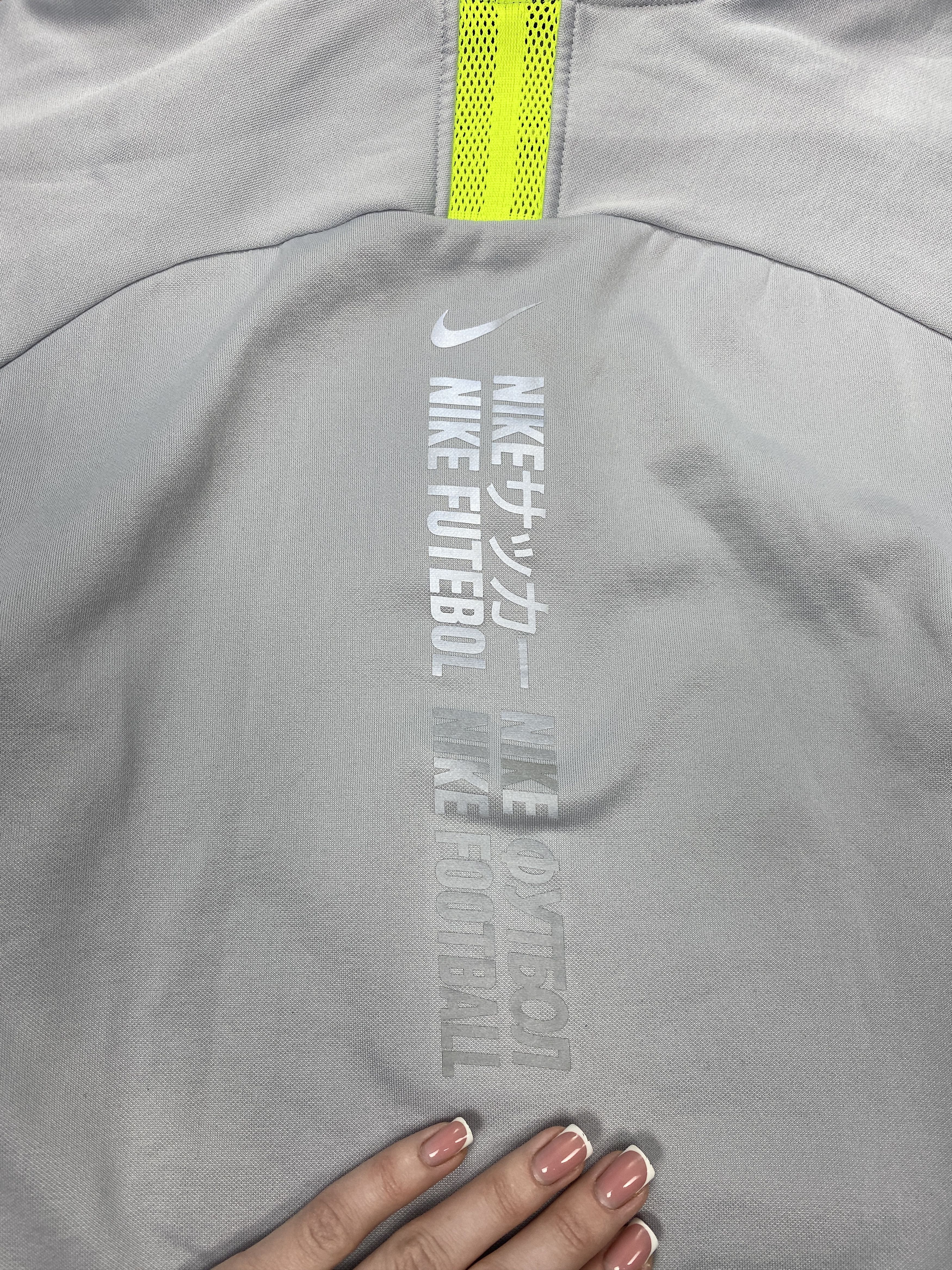 Nike Nike F.C. Mens Hoodie Size US L / EU 52-54 / 3 - 13 Thumbnail