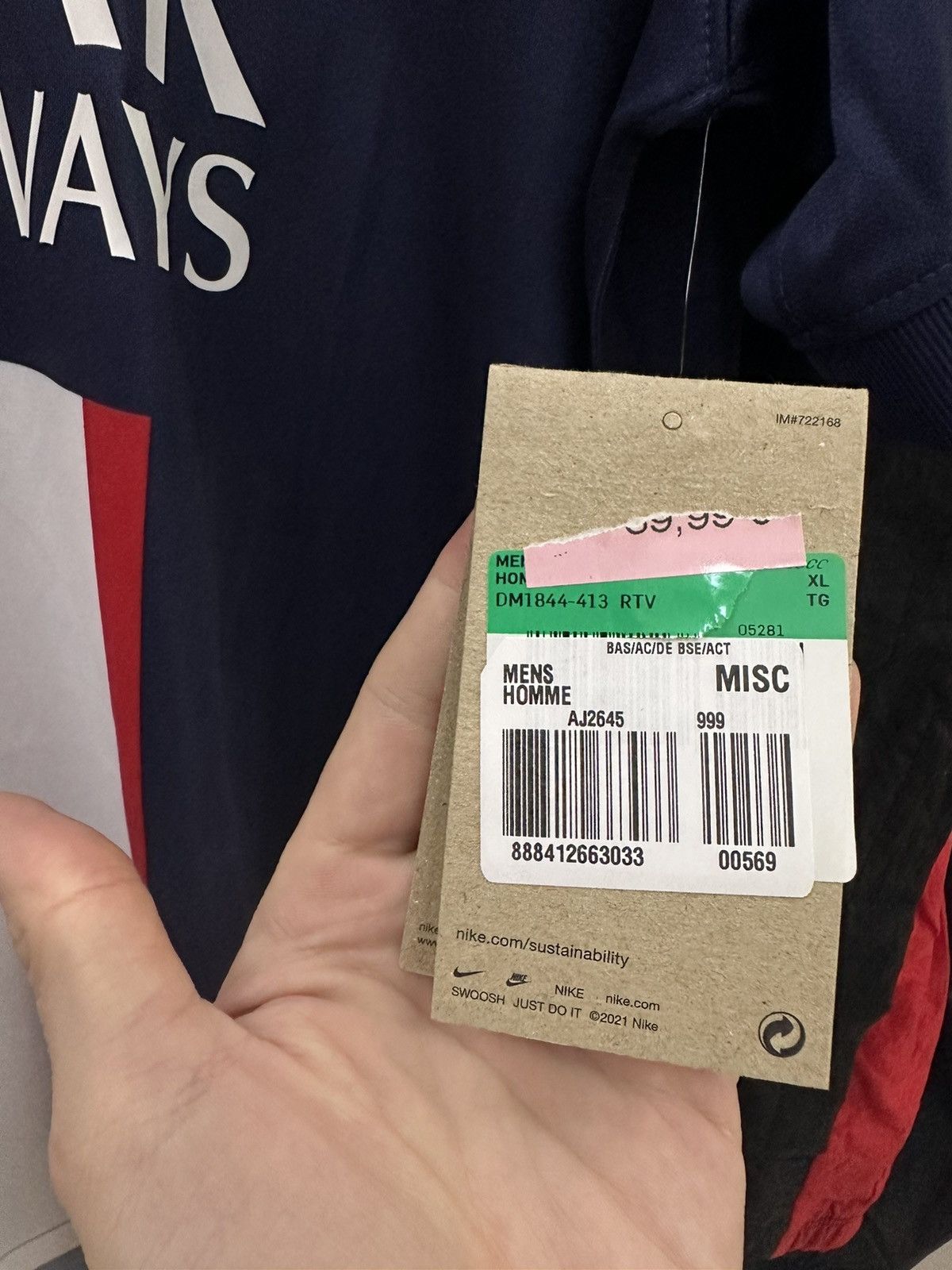 Nike Nike Paris Jordan soccer jersey PSG size XL Size US XL / EU 56 / 4 - 3 Thumbnail