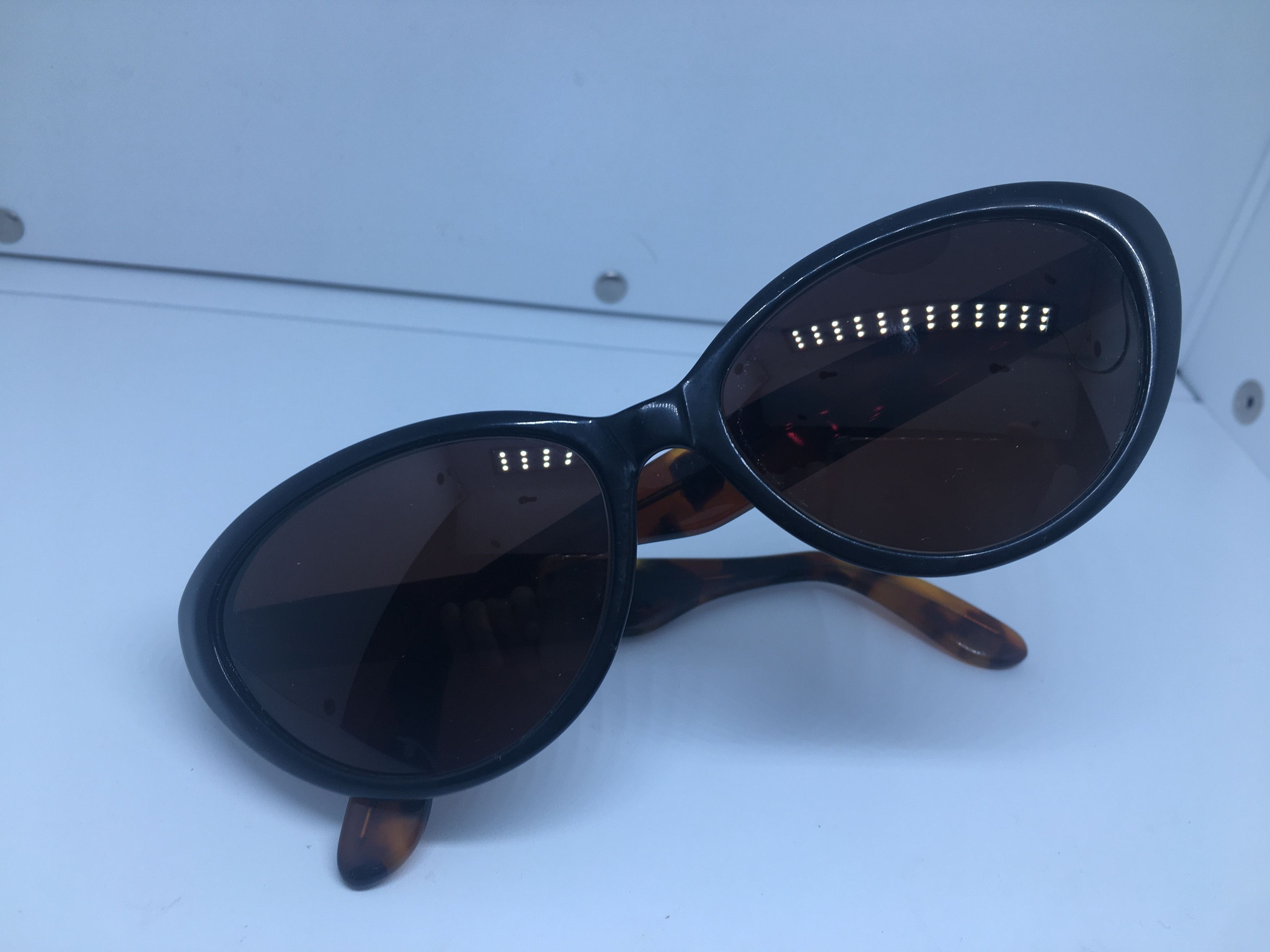Calvin Klein Vintage Calvin Klein Cateye Sunglasses Frame Made in Italy Size ONE SIZE - 7 Thumbnail