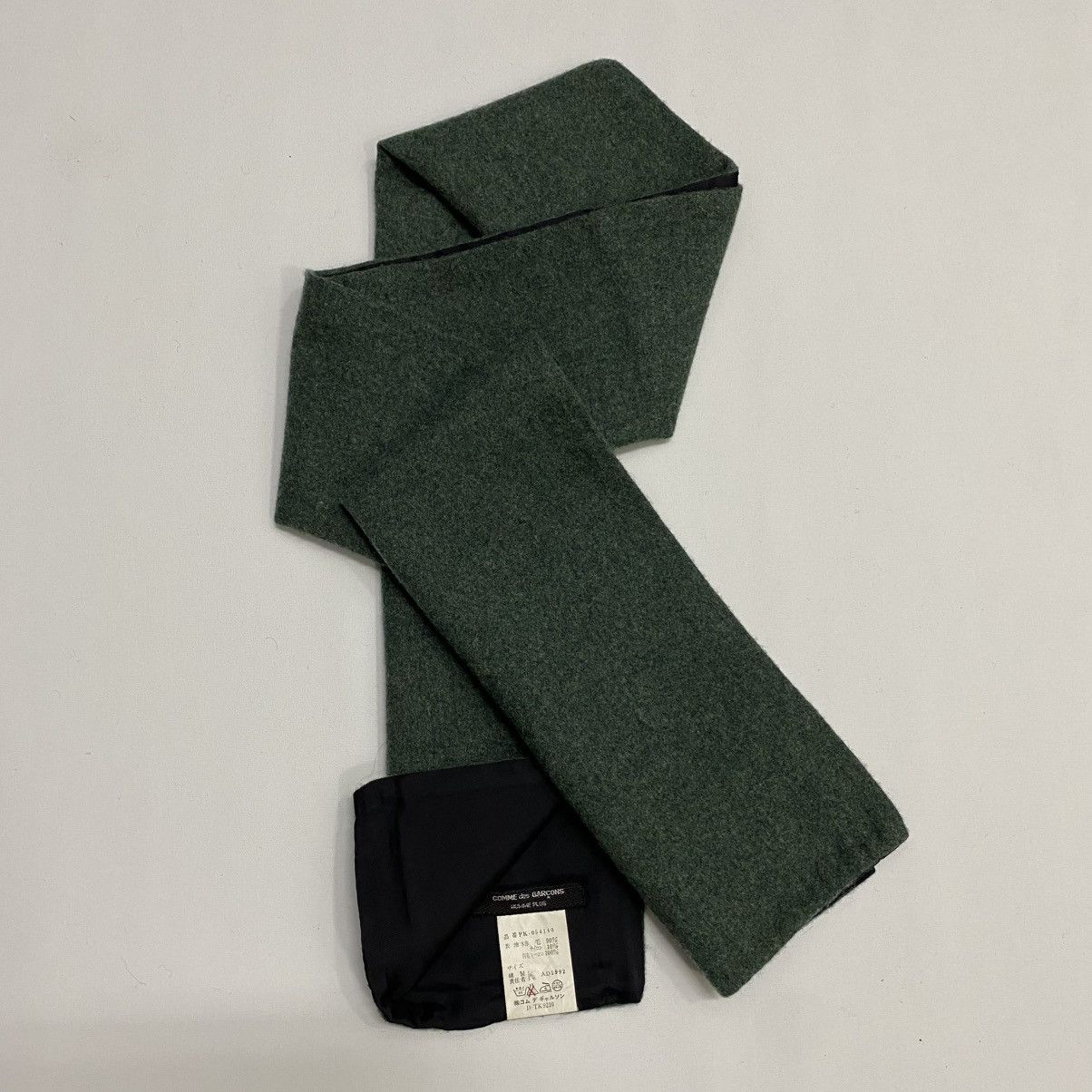 Comme des Garcons COMME DES GARCON WOOL SCARF MUFFLER JB002 Size ONE SIZE - 1 Thumbnail