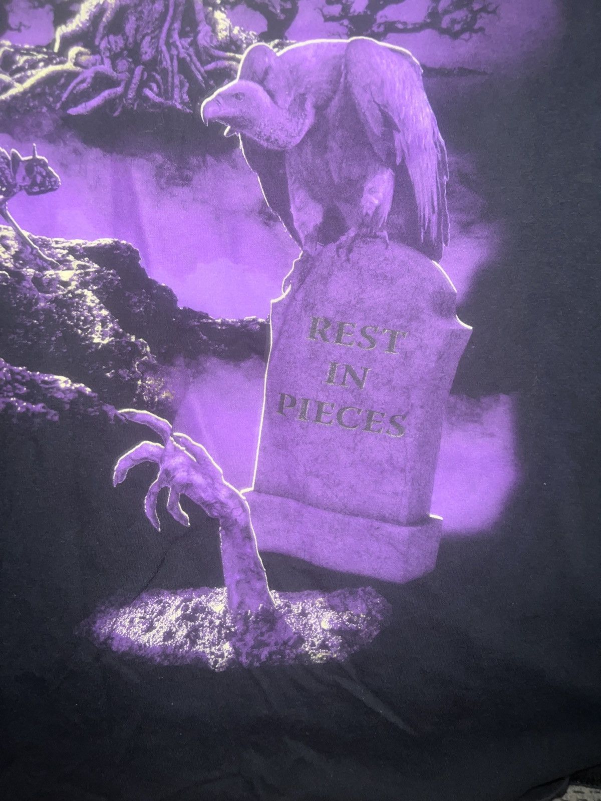 Holiday Brand Happy Halloween! “Rest In Pieces” Tombstone Goth Graveyard T Size US XL / EU 56 / 4 - 5 Thumbnail