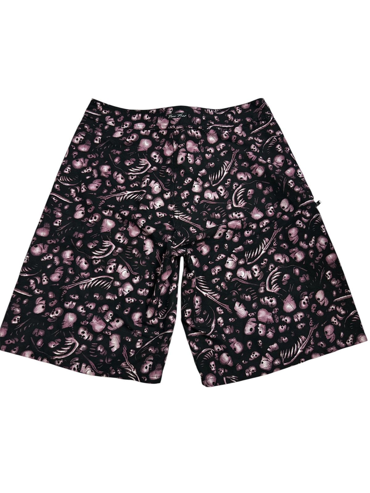 GOA Crazy 2000s Iron Fist Skulls Lgb Goa Jnco Y2K Style Shorts Size US 33 - 4 Thumbnail