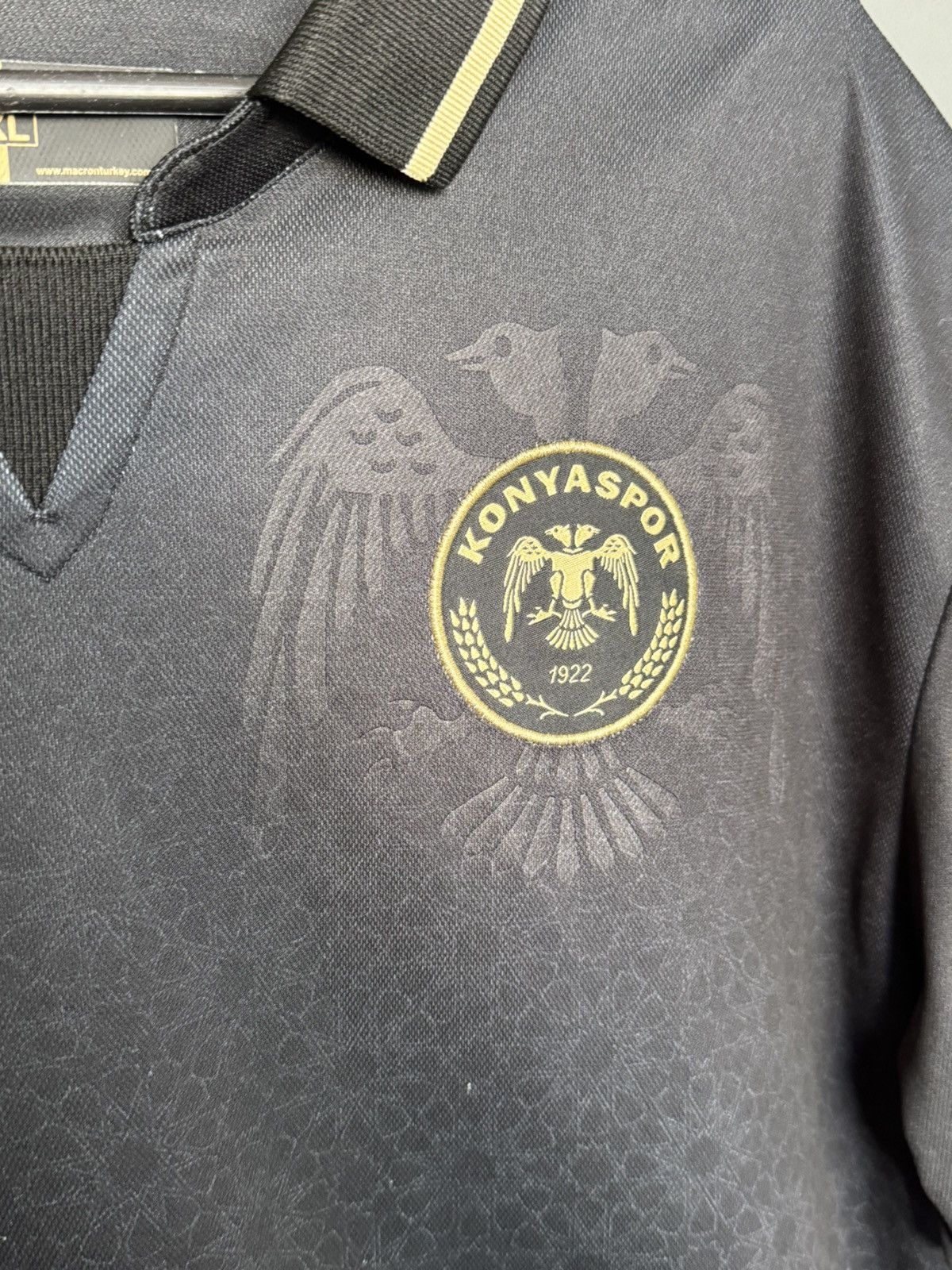 Macron Konyaspor 21/23 Third Football Soccer Jersey T-Shirt Size US XL / EU 56 / 4 - 3 Thumbnail