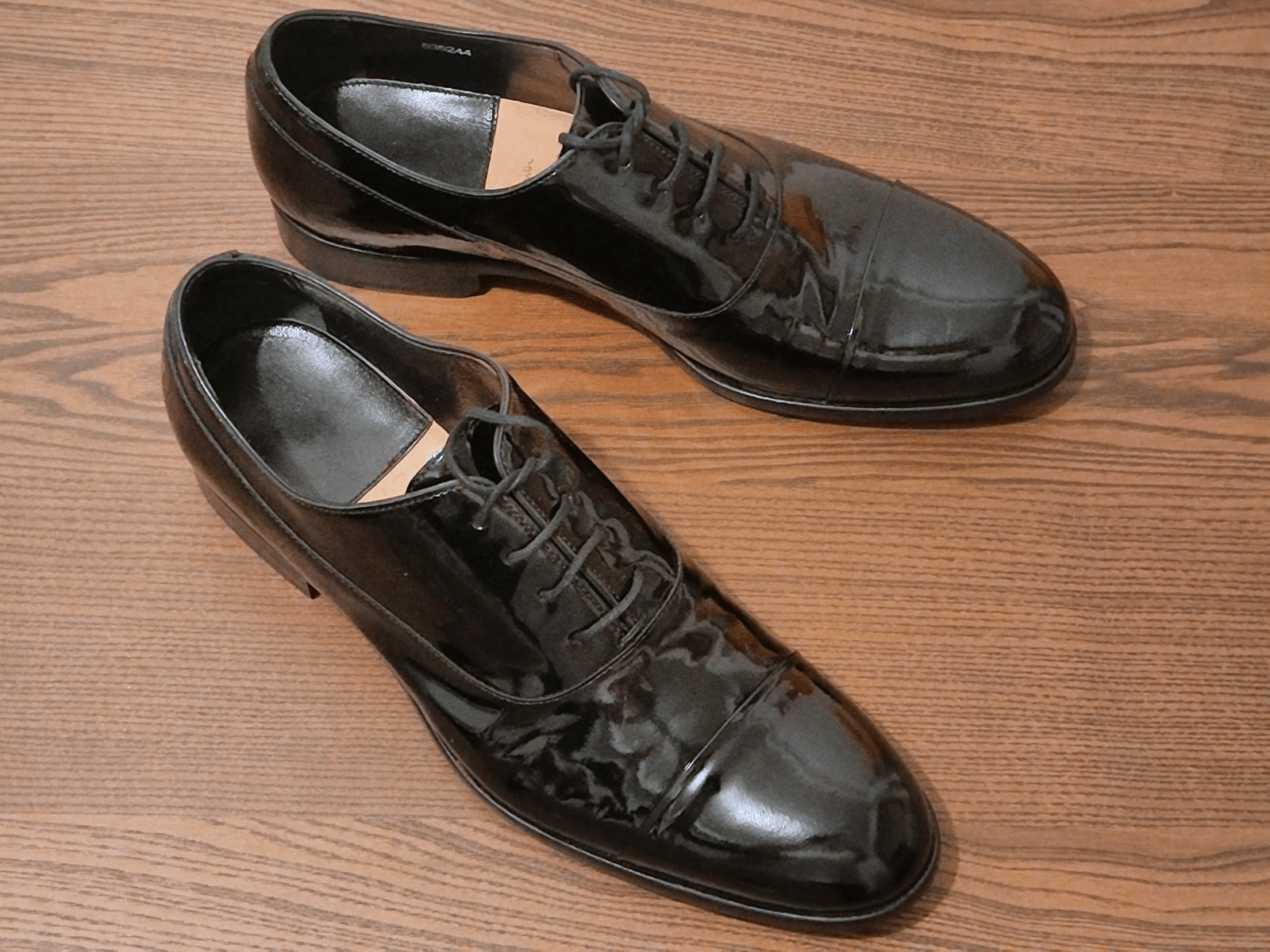 Paul Smith PAUL SMITH BLACK PATENT LEATHER OXFORD LACE-UPS Size US 11 / EU 44 - 7 Thumbnail