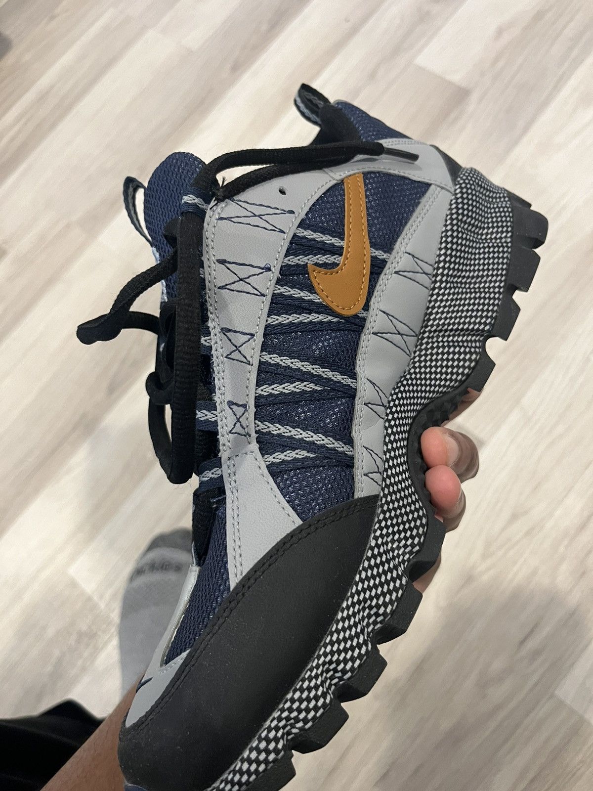 Nike ACG Nike air Humara size 10.5 Size US 10.5 / EU 43-44 - 15 Thumbnail