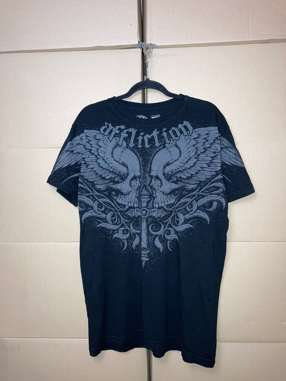 Affliction VINTAGE AFFLICTION T SHIRT TEE SKULL SKATE GOTH PUNK Y2K Size US XL / EU 56 / 4 - 1 Thumbnail