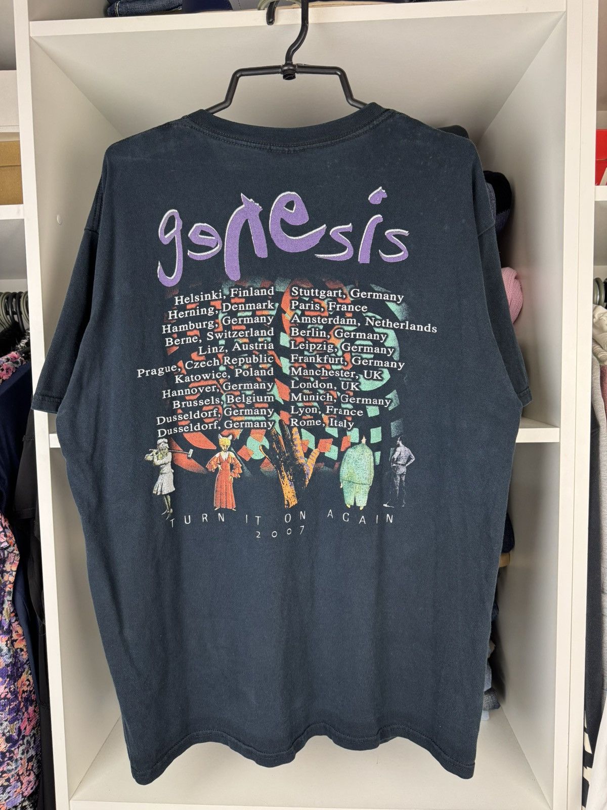 Band Tees Genesis “Turn It On Again" The Tour 2007 T-shirt Size US L / EU 52-54 / 3 - 15 Thumbnail