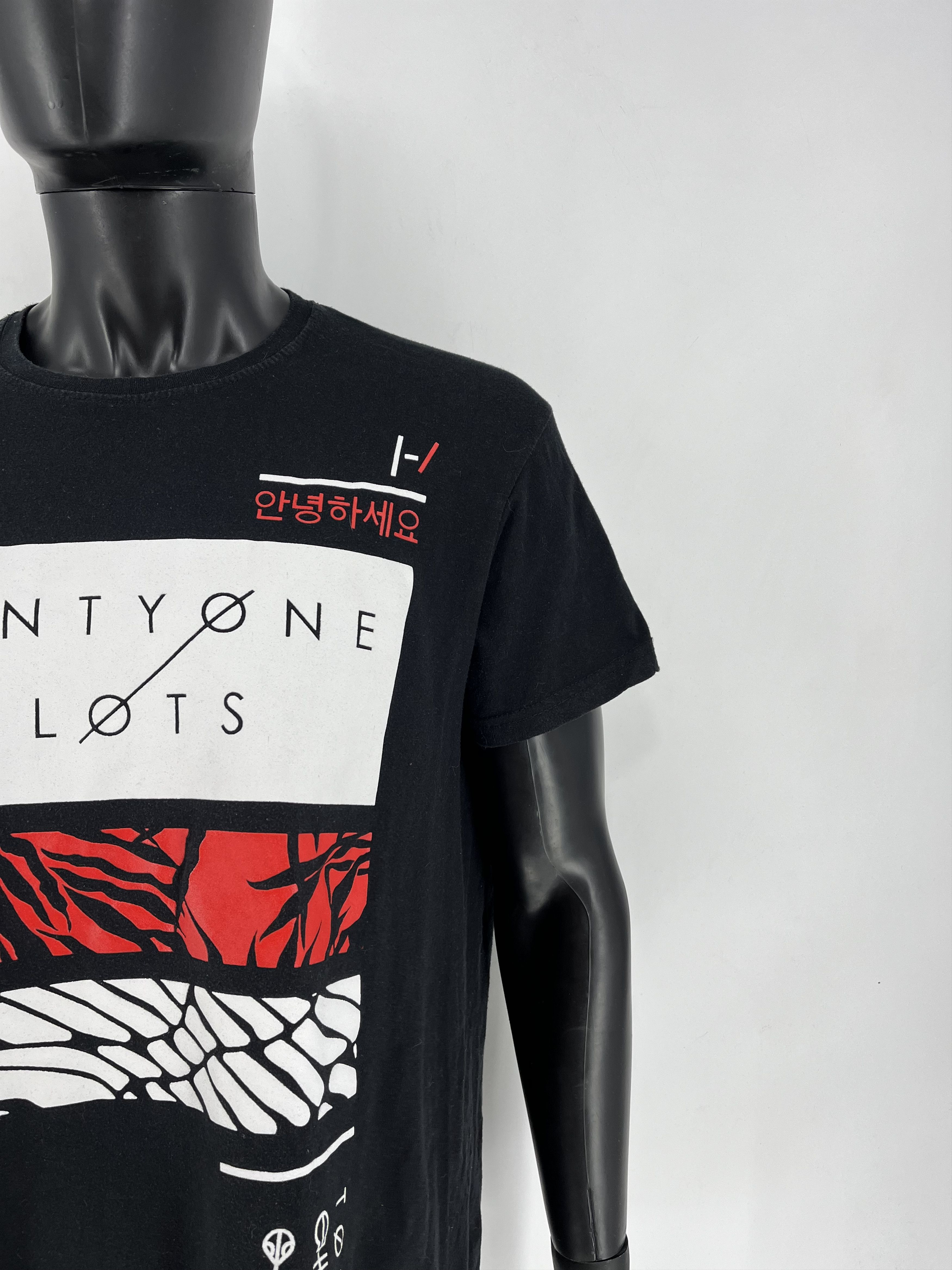 Band Tees × Vintage Vintage Y2K Twenty One Pilots Cult Rock Band Tee Size US XL / EU 56 / 4 - 7 Thumbnail