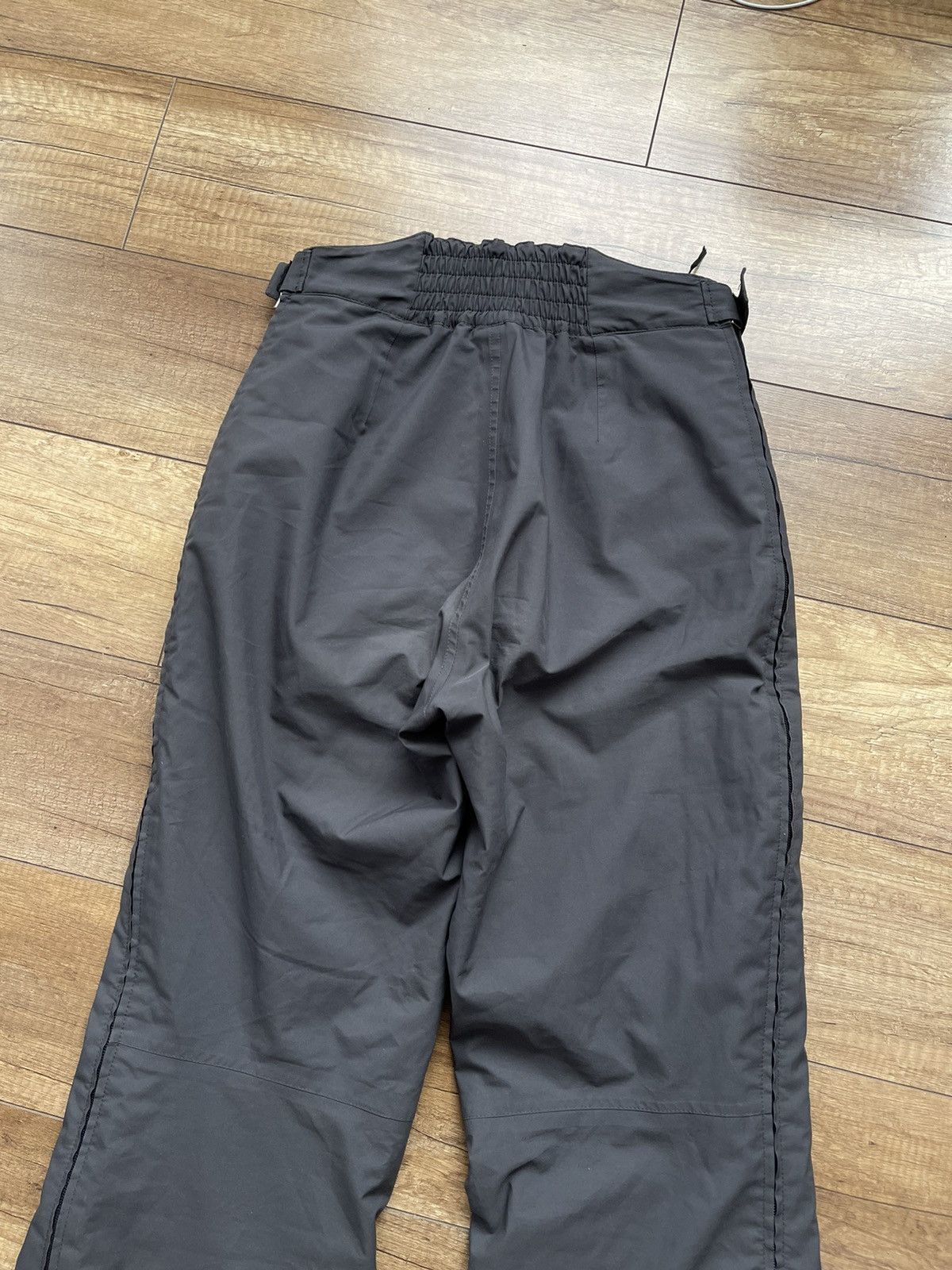 Prada Prada Italy Goretex Vintage Womens Ski Pants Size 28" / US 6 / IT 42 - 7 Thumbnail